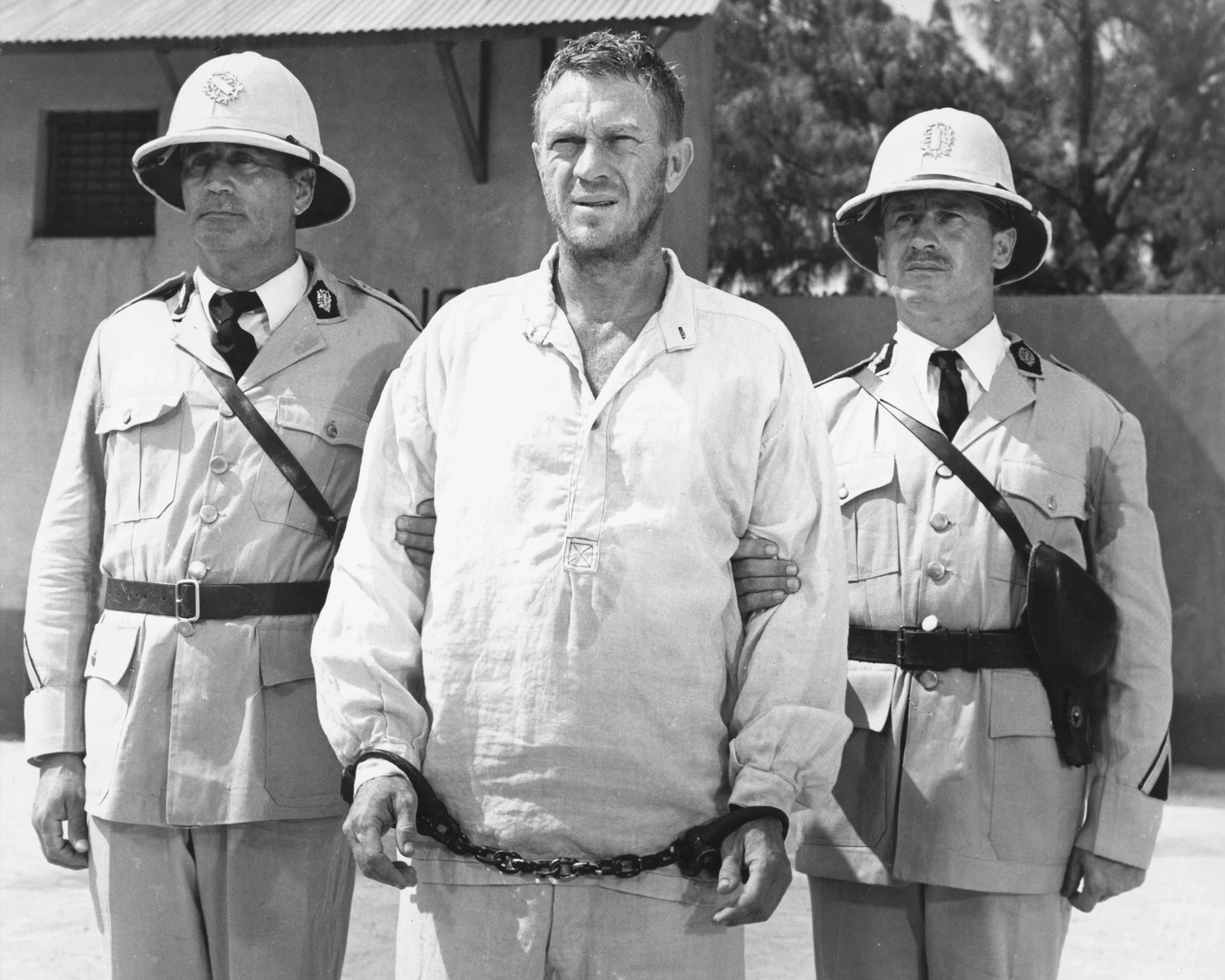 فیلم پاپیون (Papillon 1973)