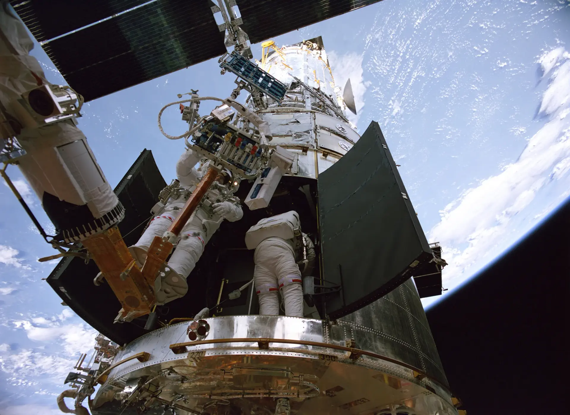 مستند هابل (Hubble 2010)