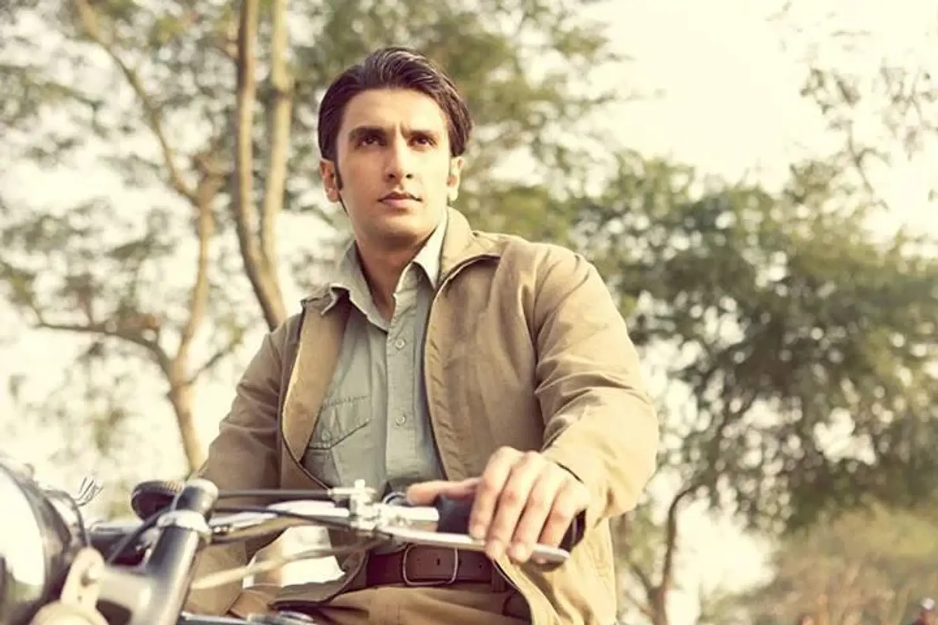 دانلود فیلم سارق (Lootera 2013)