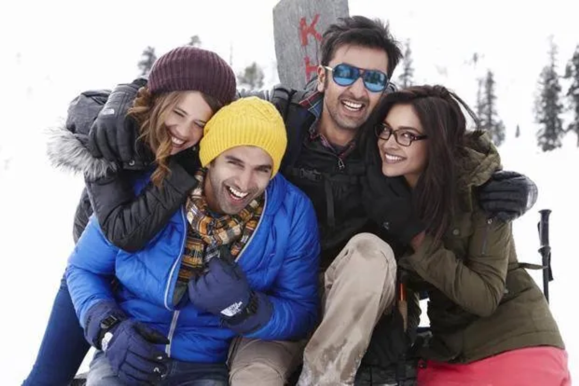 دانلود فیلم جوانی و دیوانگی (Yeh Jawaani Hai Deewani 2013)