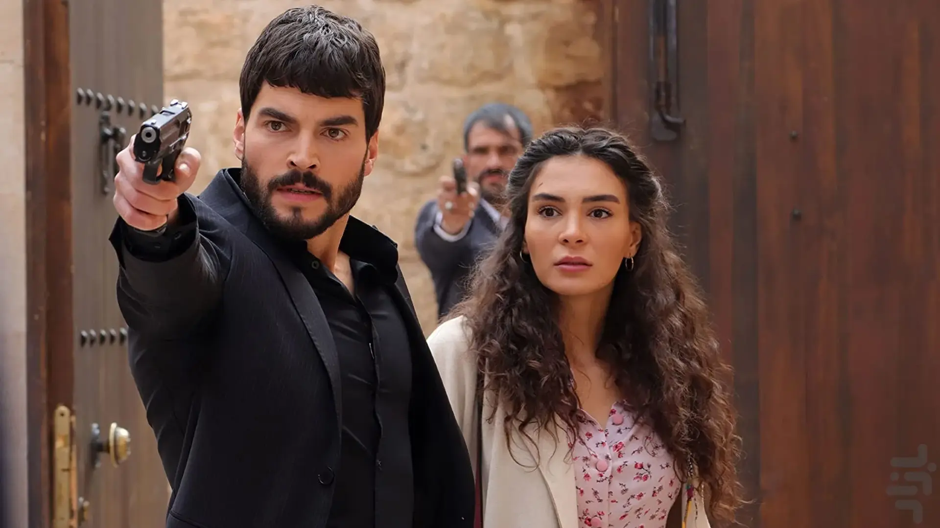 دانلود سریال بی وفا (Hercai 2019)