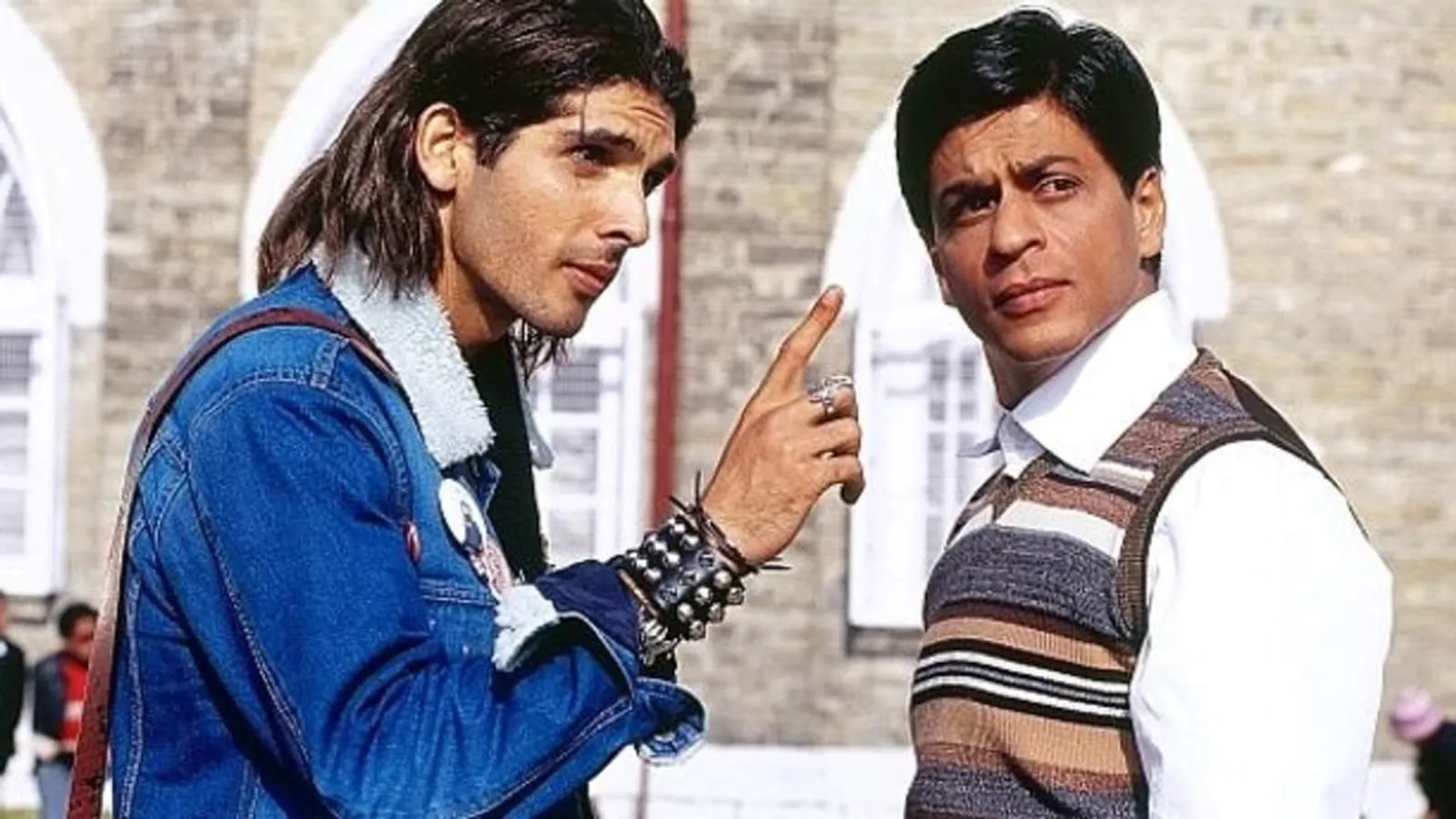 دانلود فیلم من اکنون اینجایم (Main Hoon Na 2004)