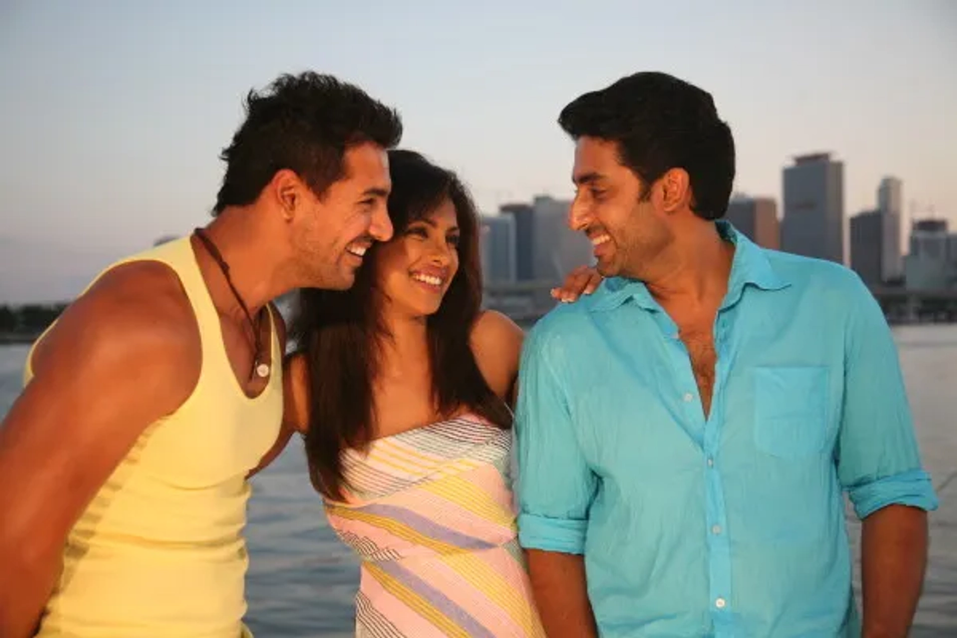 دانلود فیلم دوستانه (Dostana 2008)