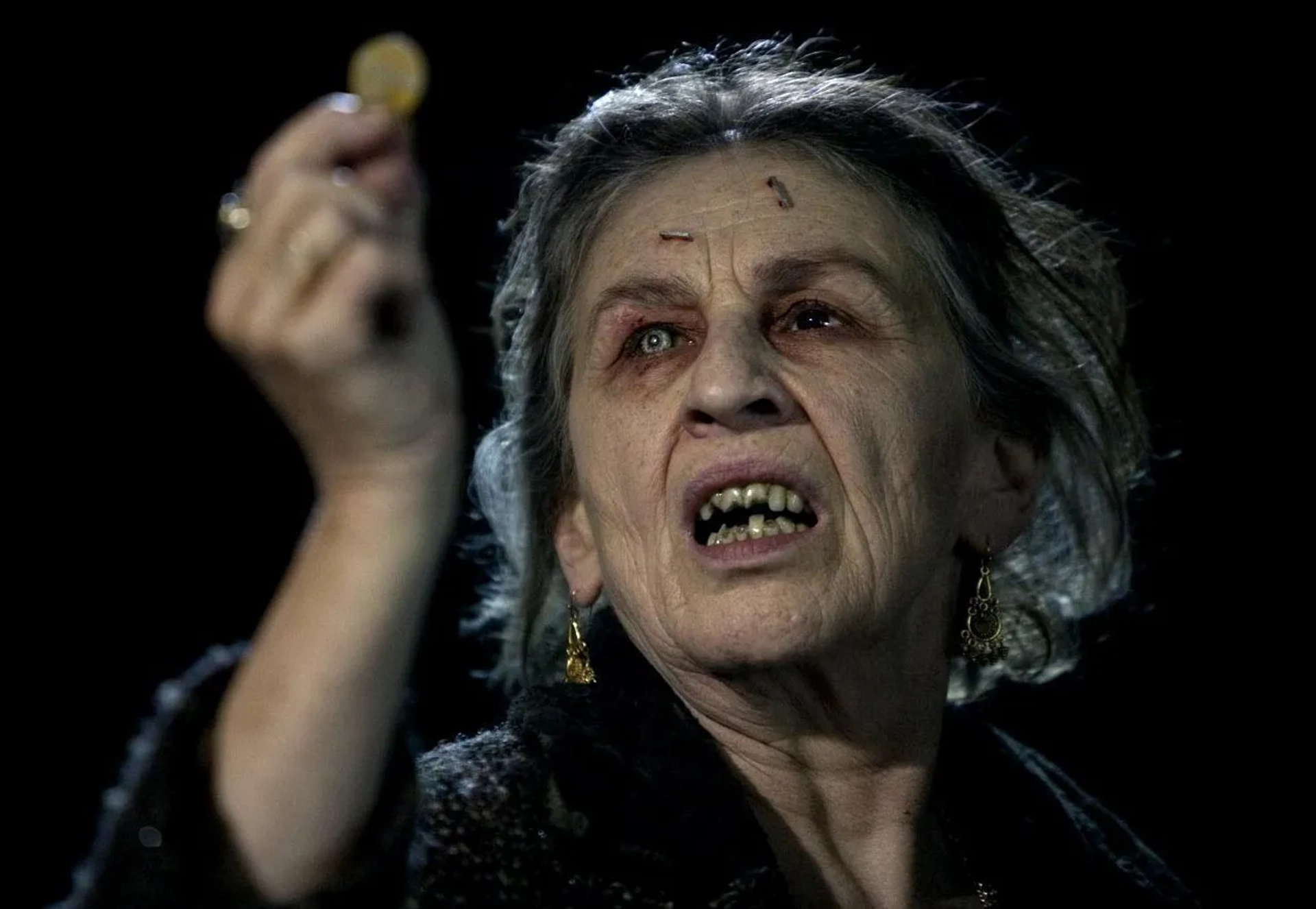 دانلود فیلم مرا به دوزخ بکشان (Drag Me to Hell 2009)