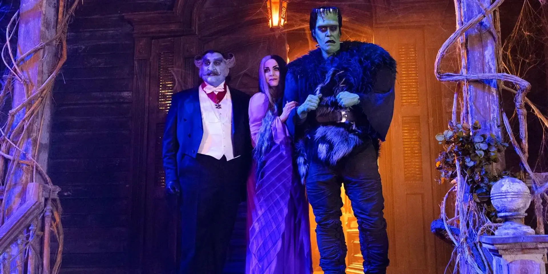 دانلود فیلم هیولاها (The Munsters 2022)