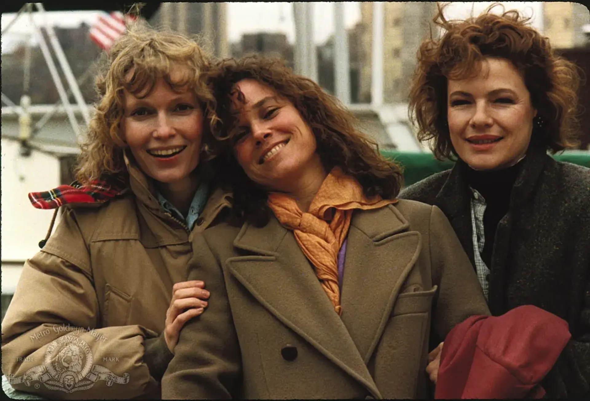 دانلود فیلم هانا و خواهرانش 1986 (Hannah and Her Sisters 1986)