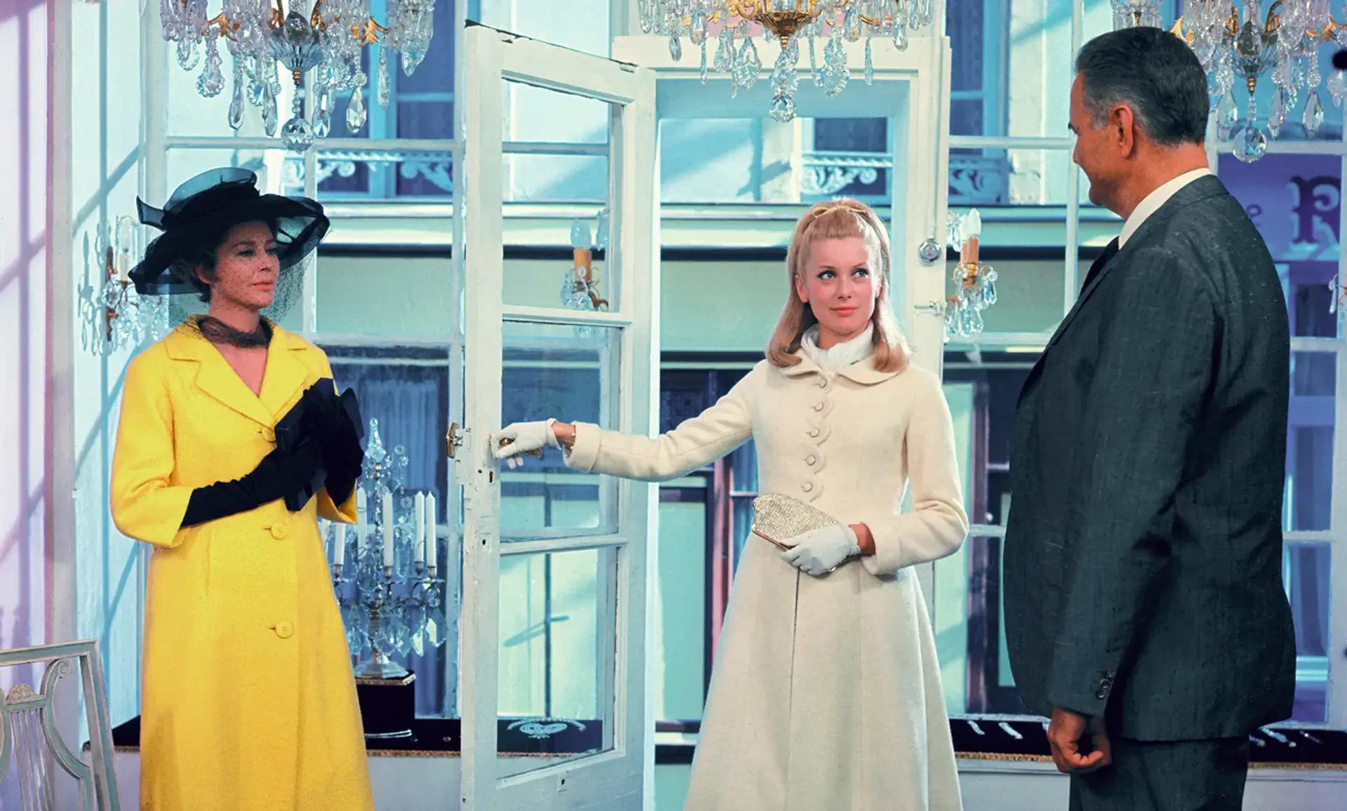 دانلود فیلم چترهای شربورگ (The Umbrellas of Cherbourg 1964)