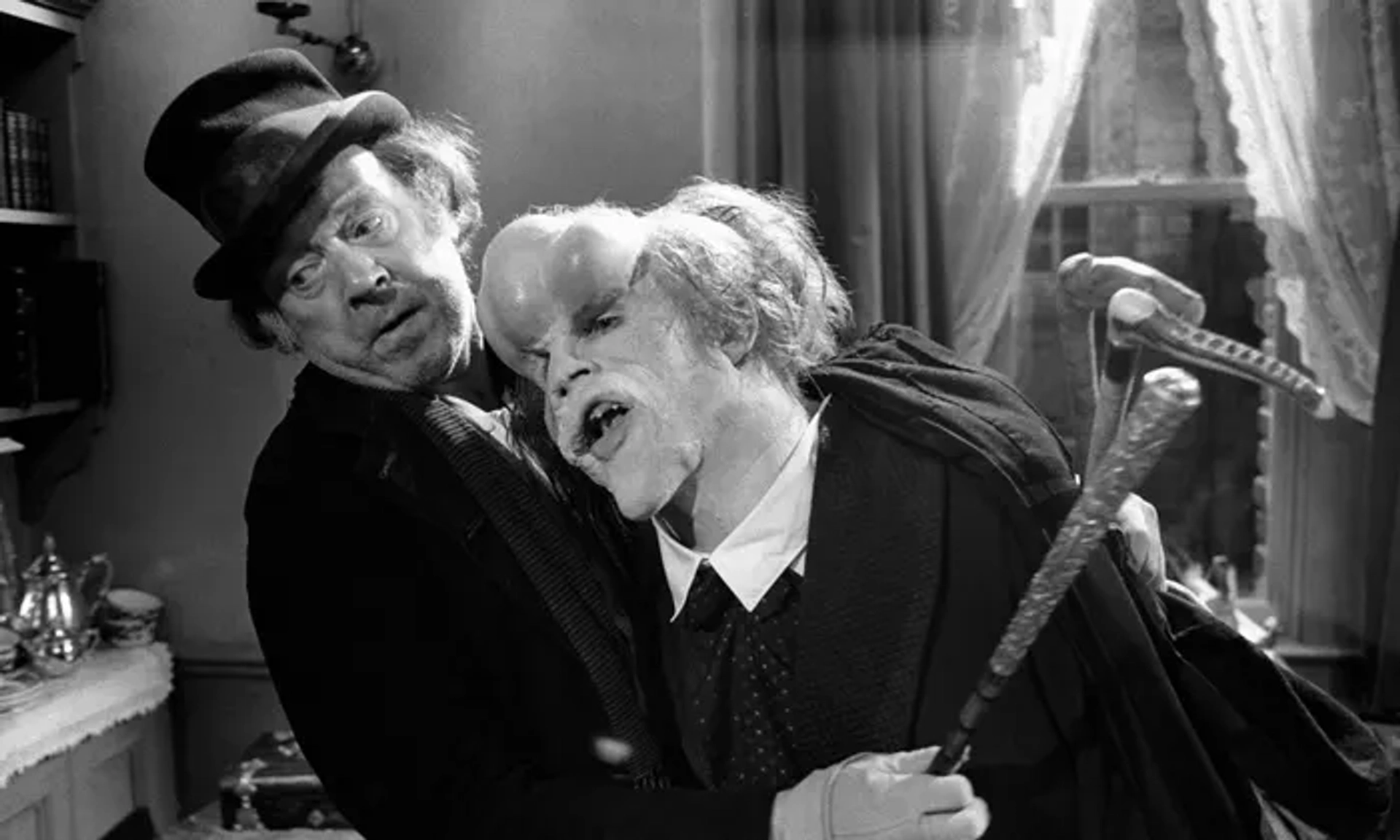 دانلود فیلم مرد فیل نما (The Elephant Man 1980)