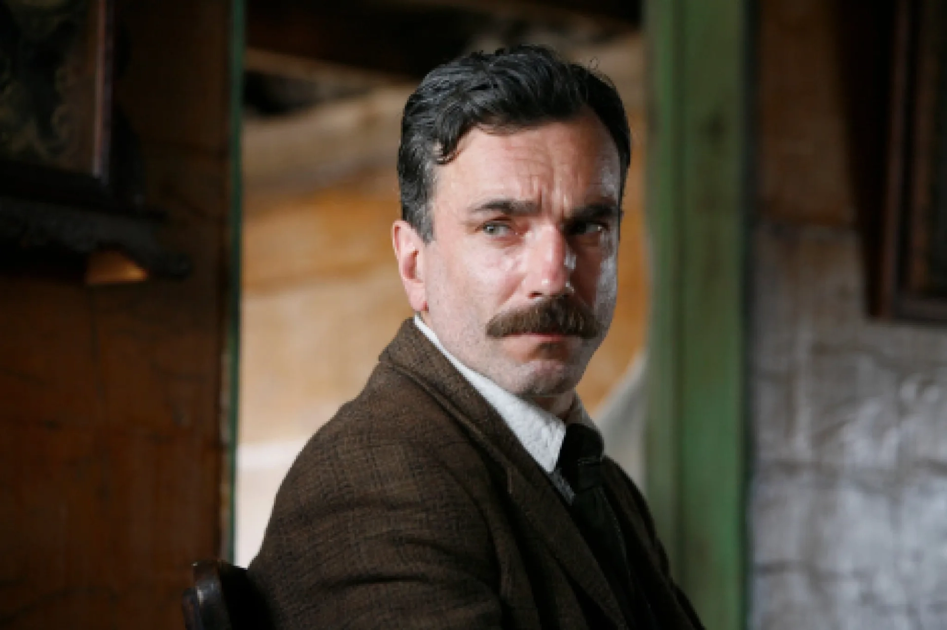 دانلود فیلم خون به پا خواهد شد (There Will Be Blood 2007)