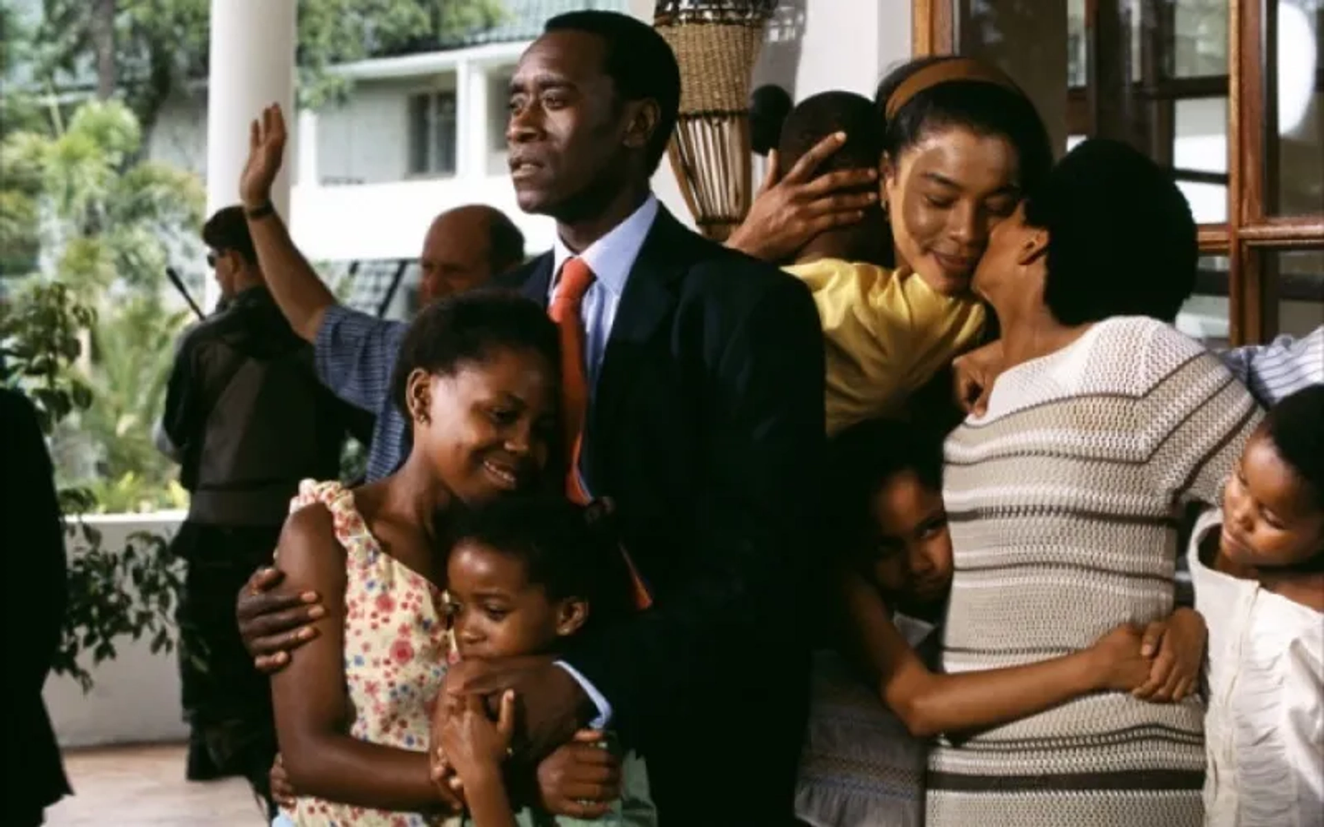 دانلود فیلم هتل رواندا (Hotel Rwanda 2004)