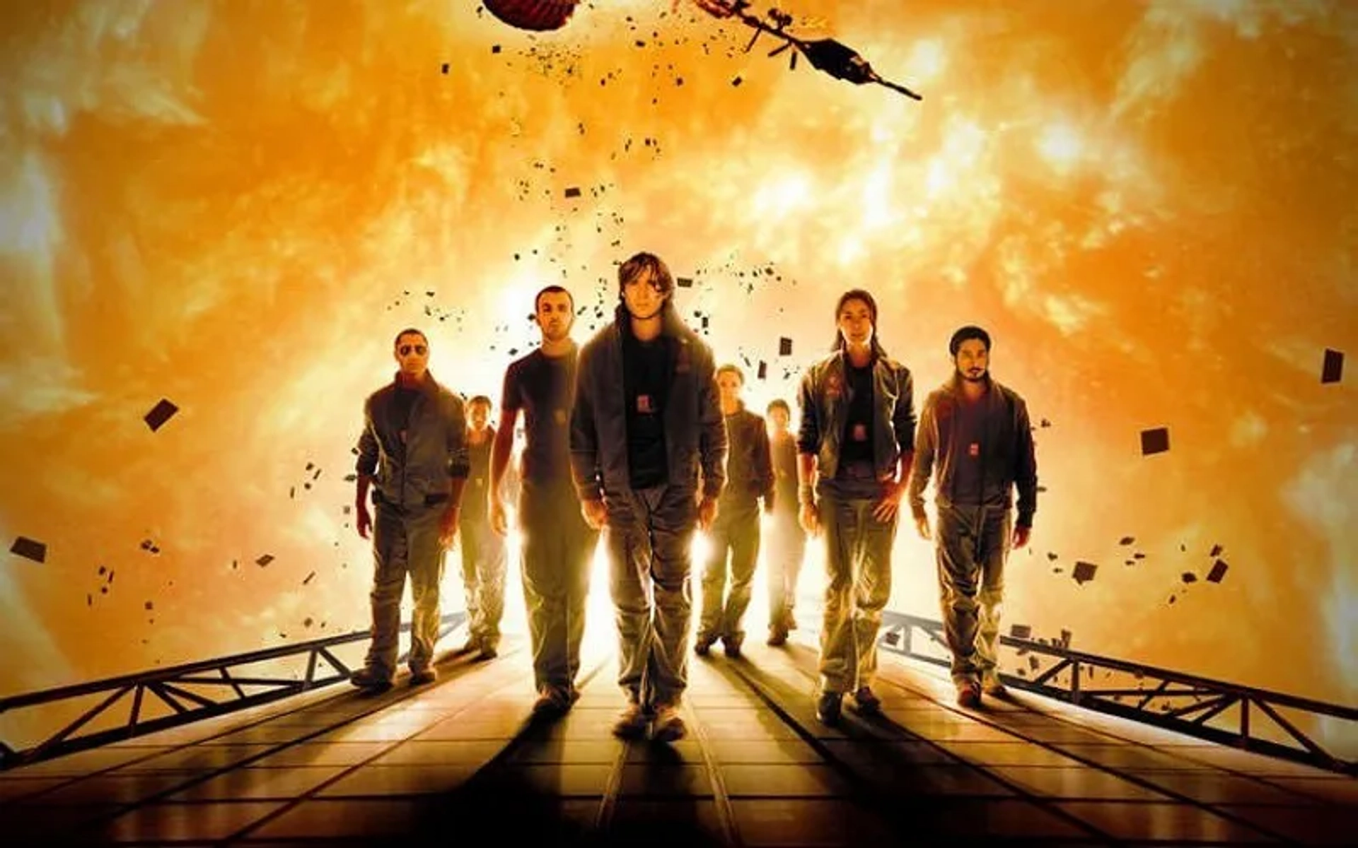 دانلود فیلم آفتاب سوزان (Sunshine 2007)