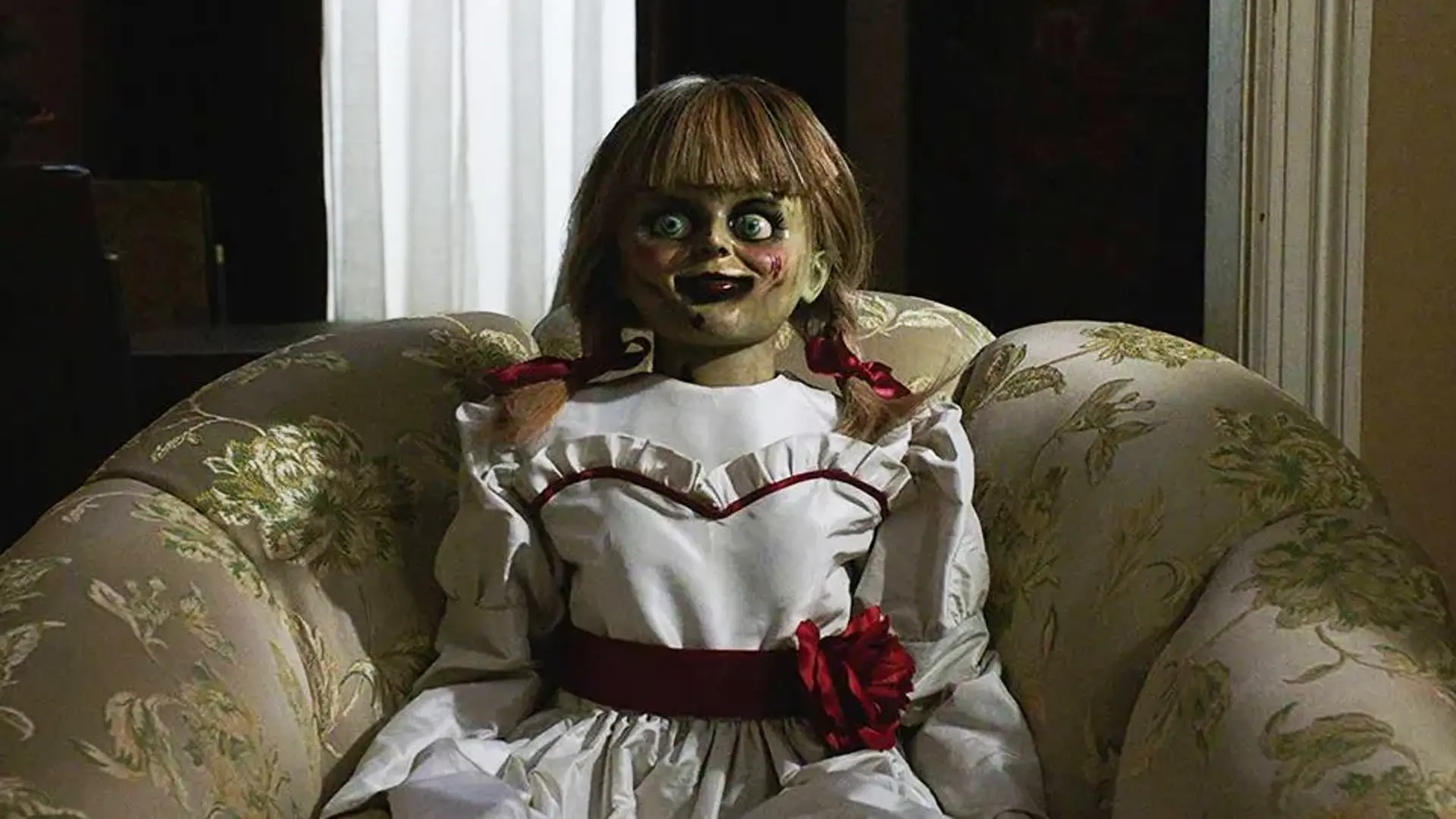 دانلود فیلم آنابل به خانه می آید (Annabelle Comes Home 2019)