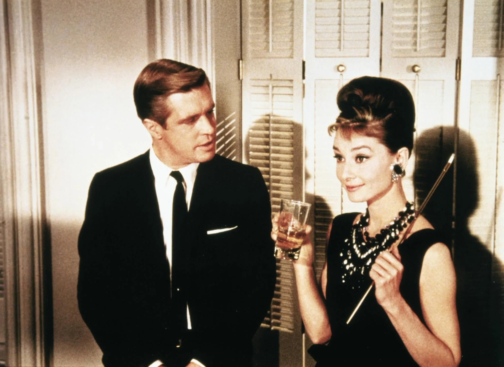 دانلود فیلم صبحانه در تیفانیس (Breakfast at Tiffanys 1961)