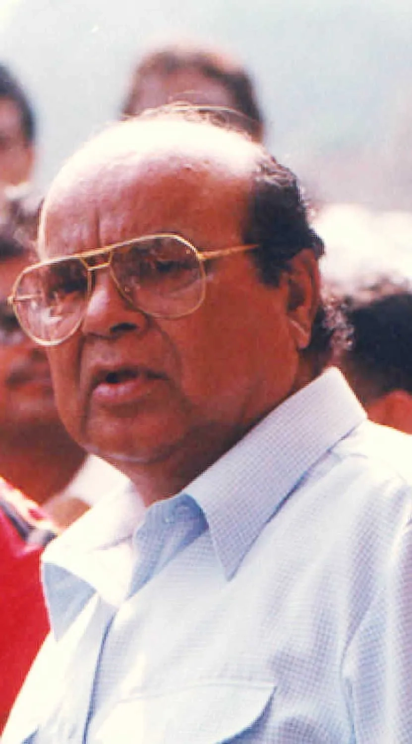 هارمش  مالهوترا