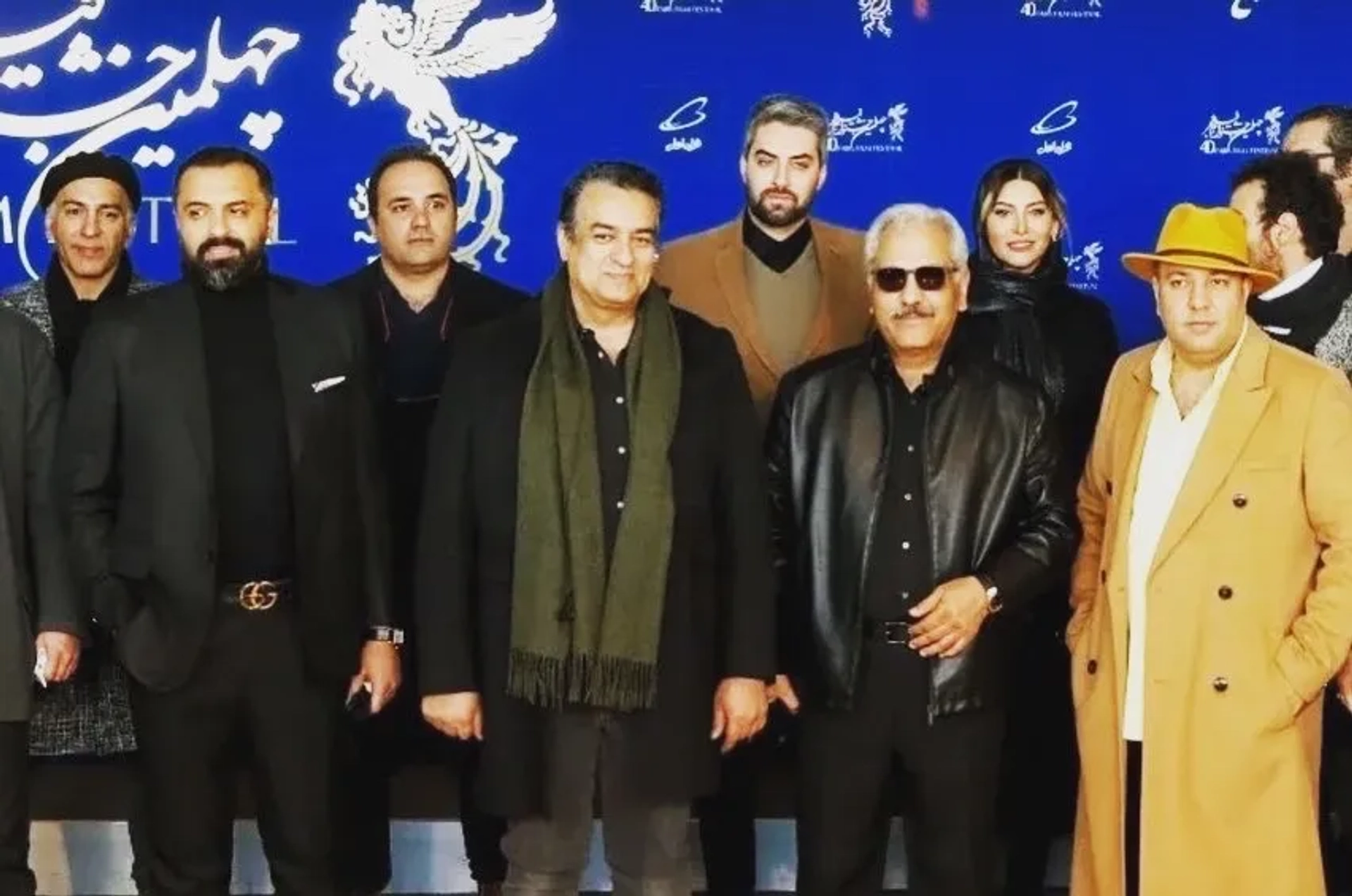 Mehran Modiri, Mani Heidari, Hamid Reza Azarang, Fariba Naderi, Ali Oji, and Sam Nouri in Killing a Traitor (2022)