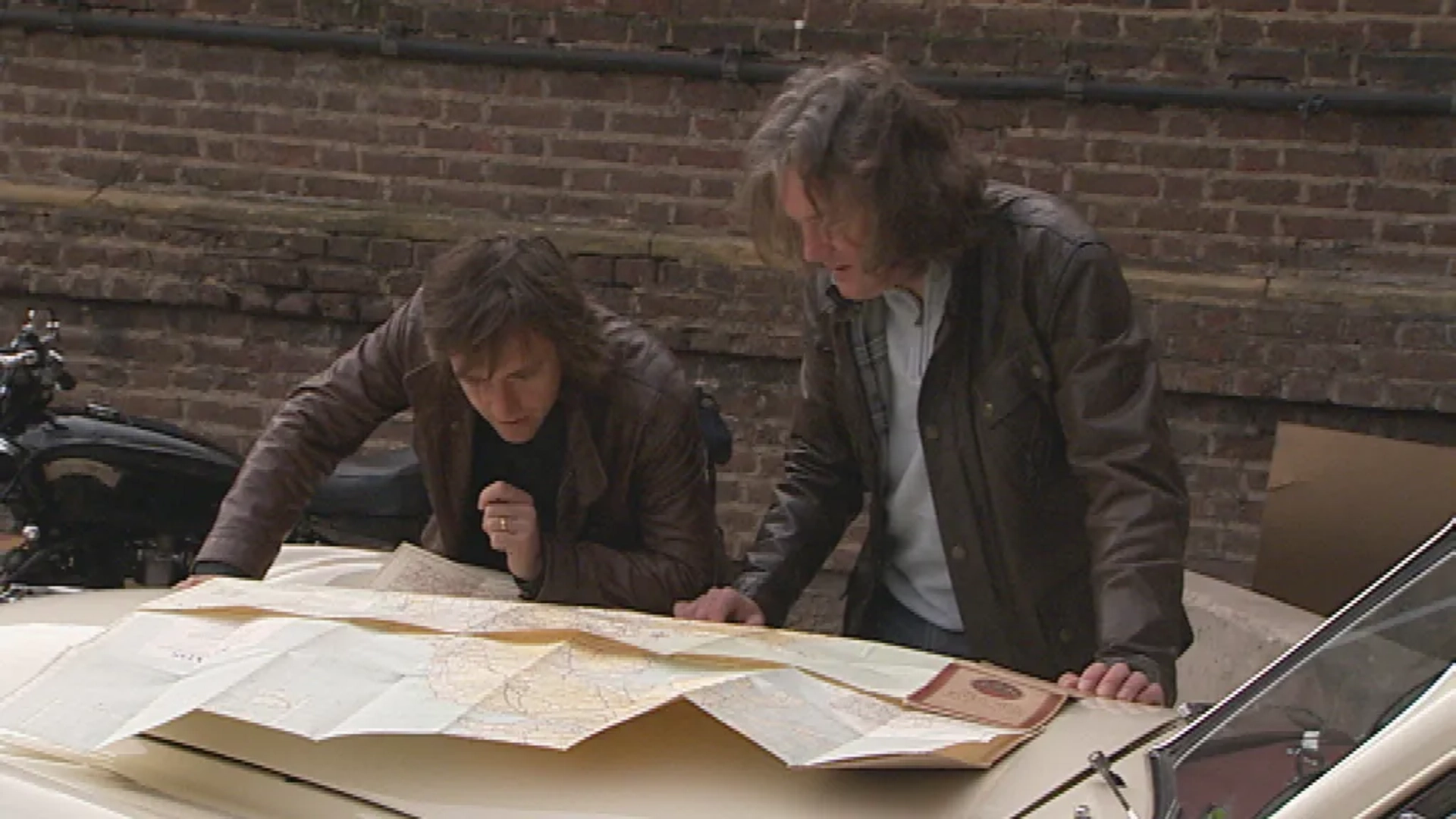 James May and Richard Hammond in Top Gear (2002)