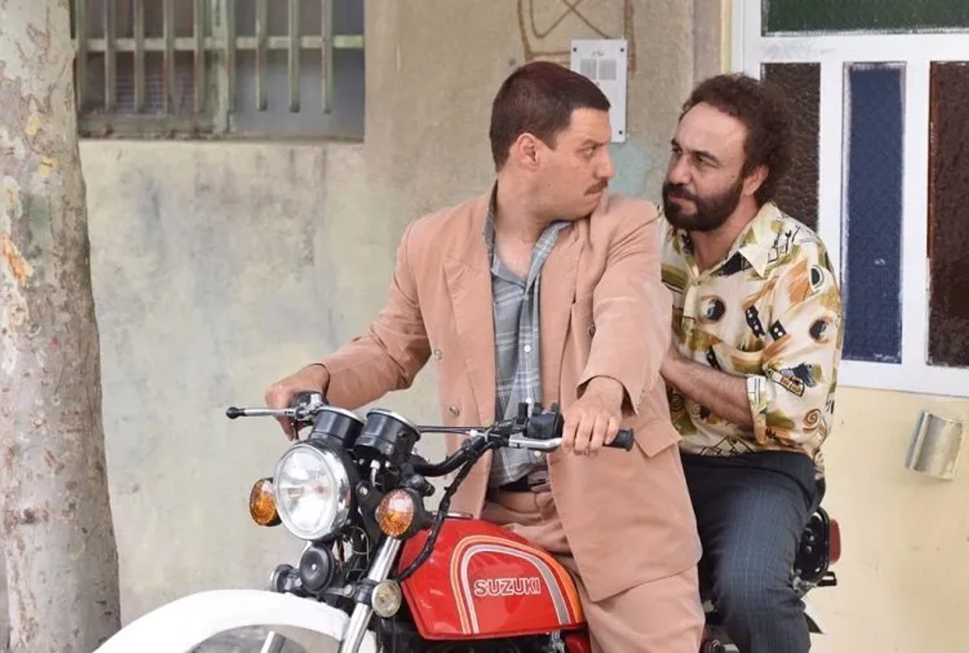 Javad Ezati and Reza Attaran in Centipede (2018)