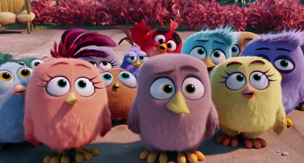 Mckenna Grace, Aidan McGraw, and Bella Laudiero in The Angry Birds Movie (2016)