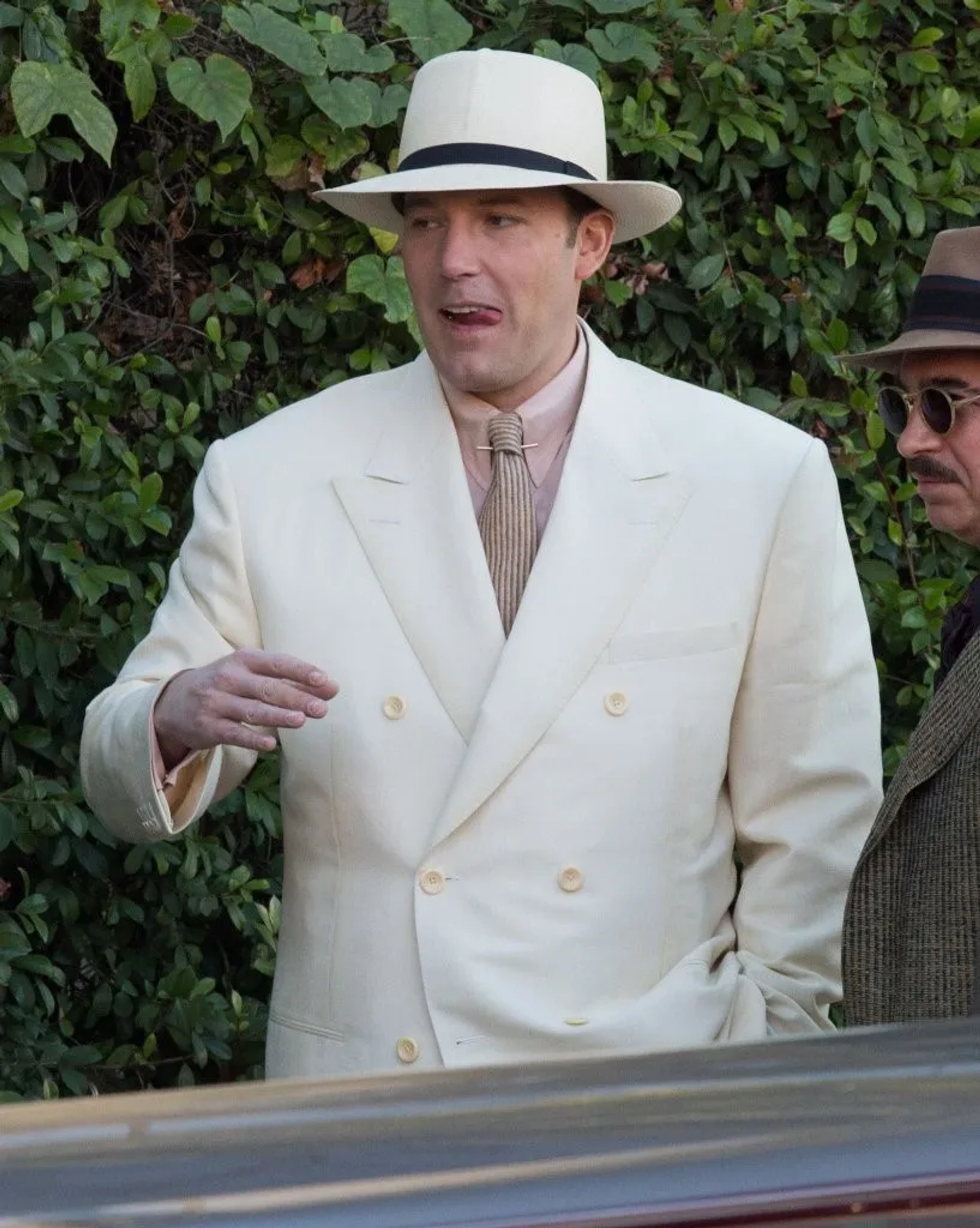 Ben Affleck and Chris Messina in Live by Night (2016)