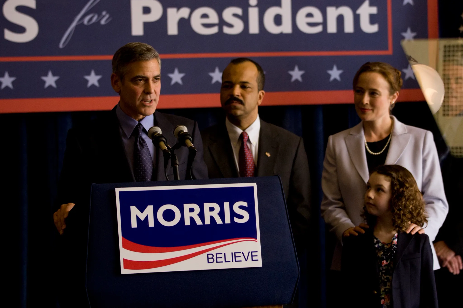 George Clooney, Jennifer Ehle, Jeffrey Wright, and Talia Akiva in The Ides of March (2011)