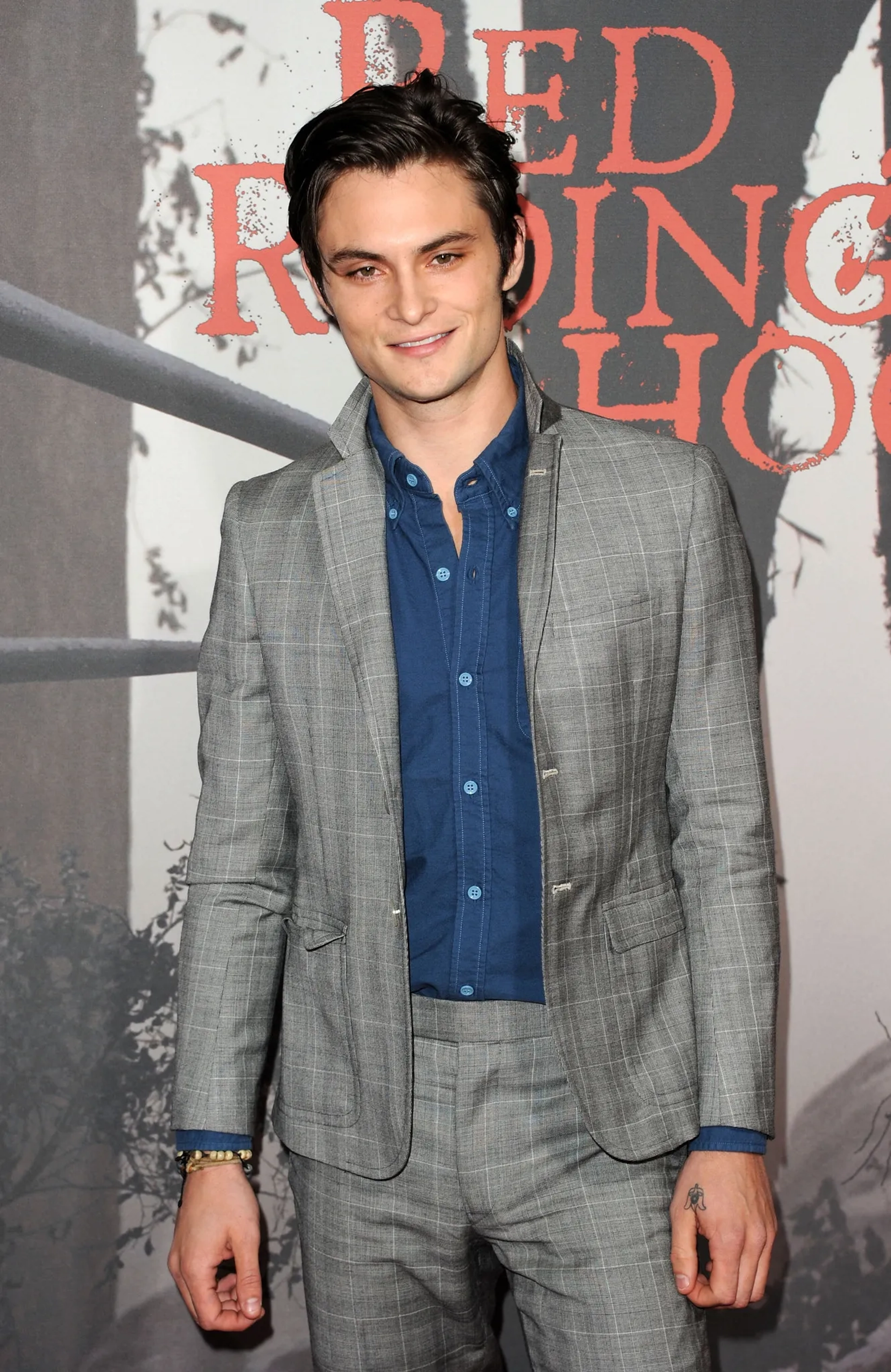 Shiloh Fernandez at an event for Red Riding Hood (2011)