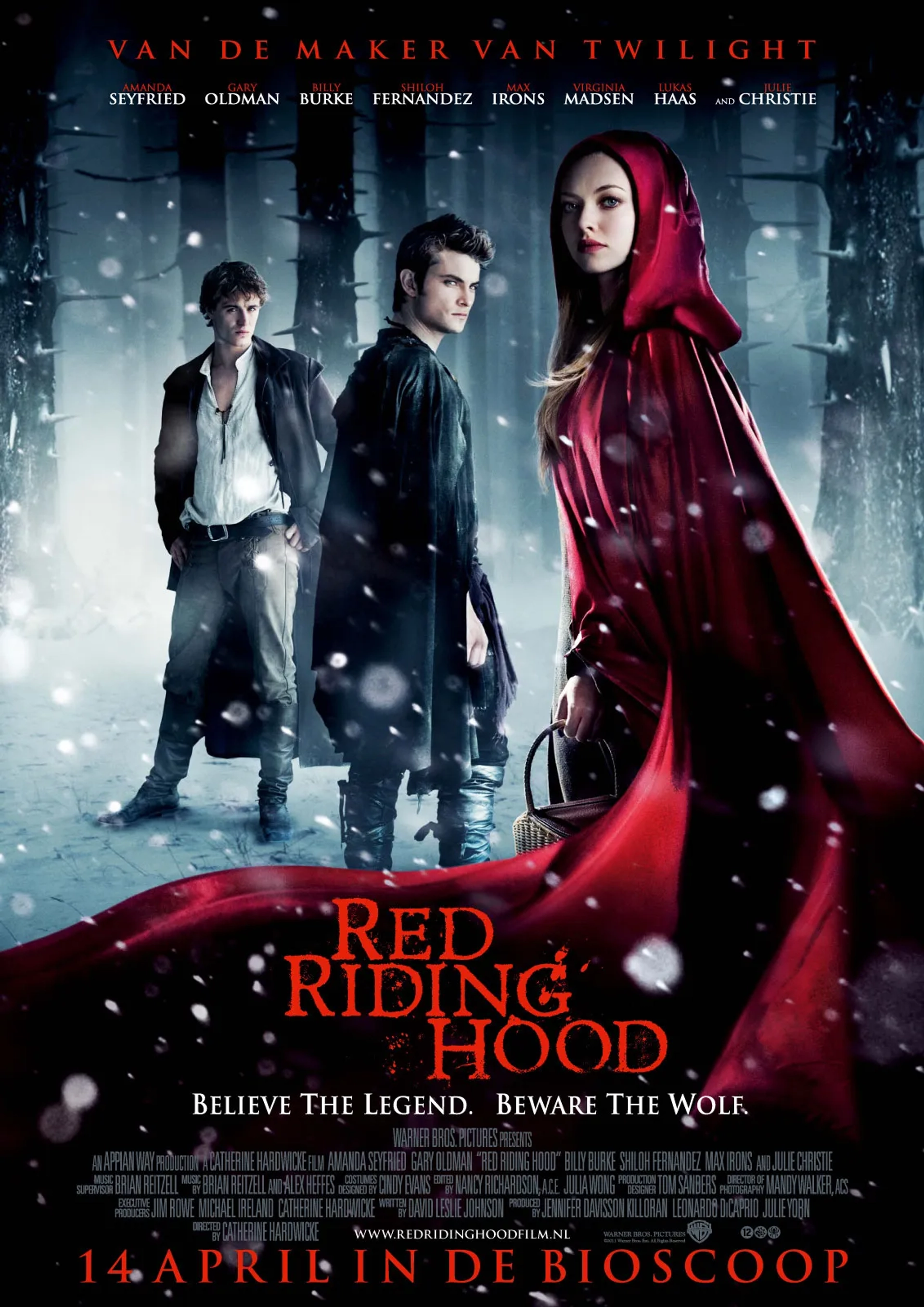 Amanda Seyfried, Max Irons, and Shiloh Fernandez in Red Riding Hood (2011)