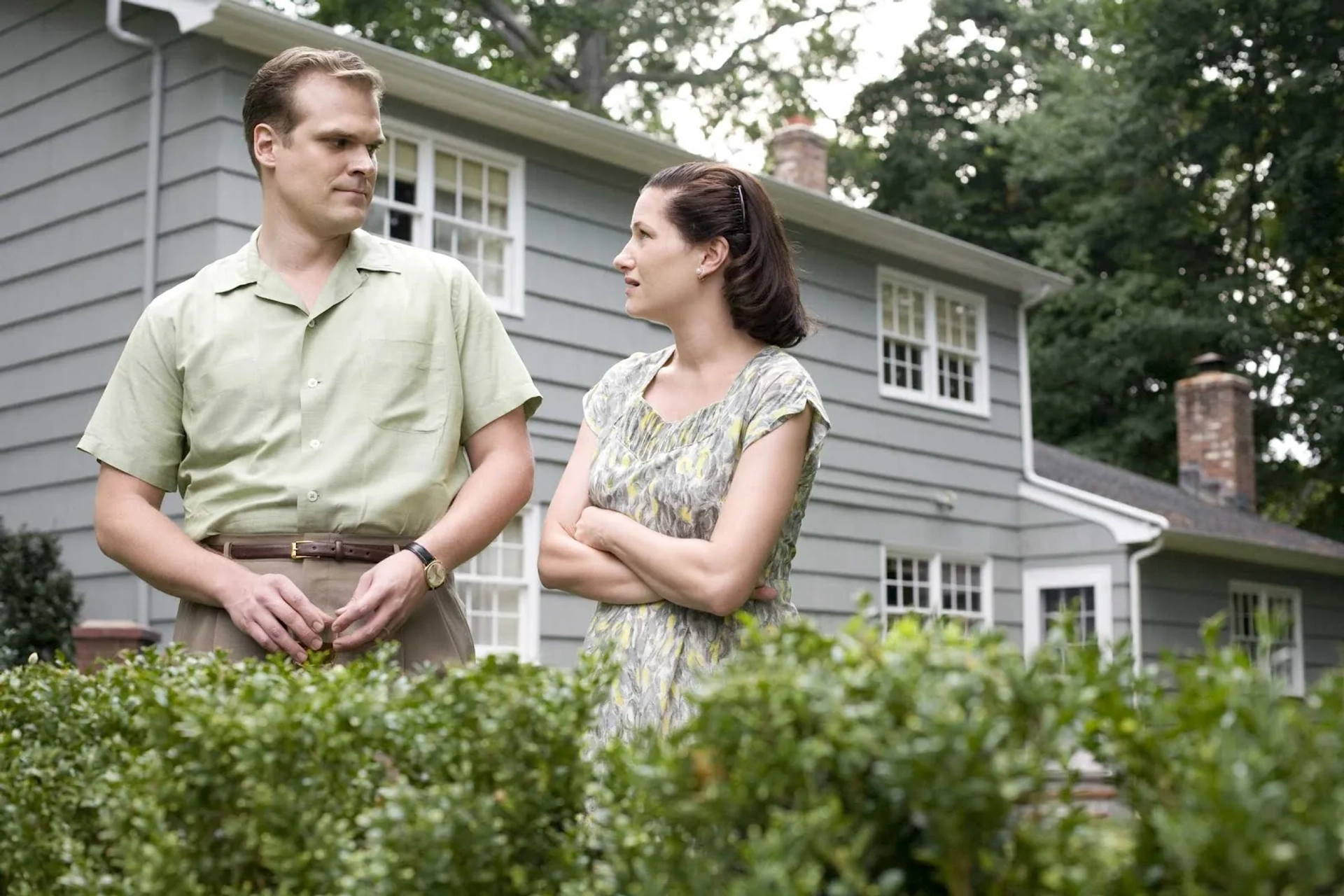 Kathryn Hahn and David Harbour in Revolutionary Road (2008)