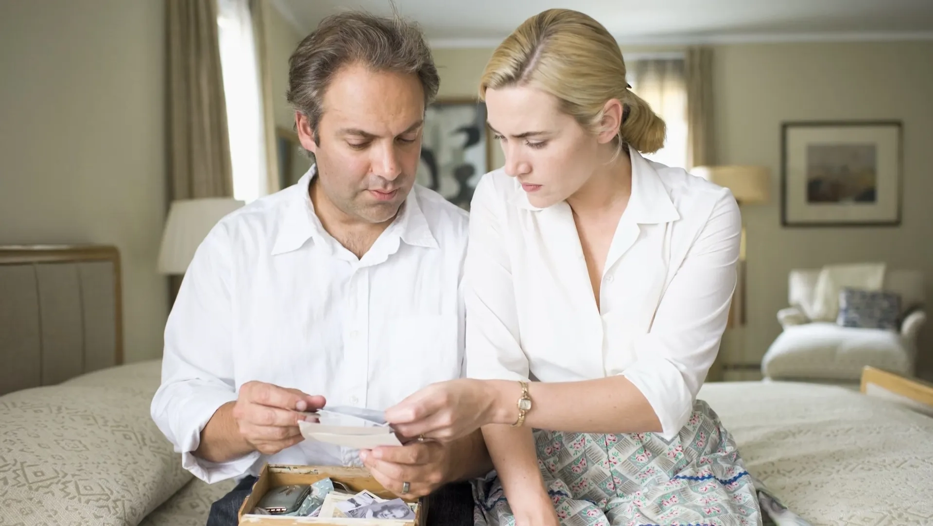 Kate Winslet and Sam Mendes in Revolutionary Road (2008)