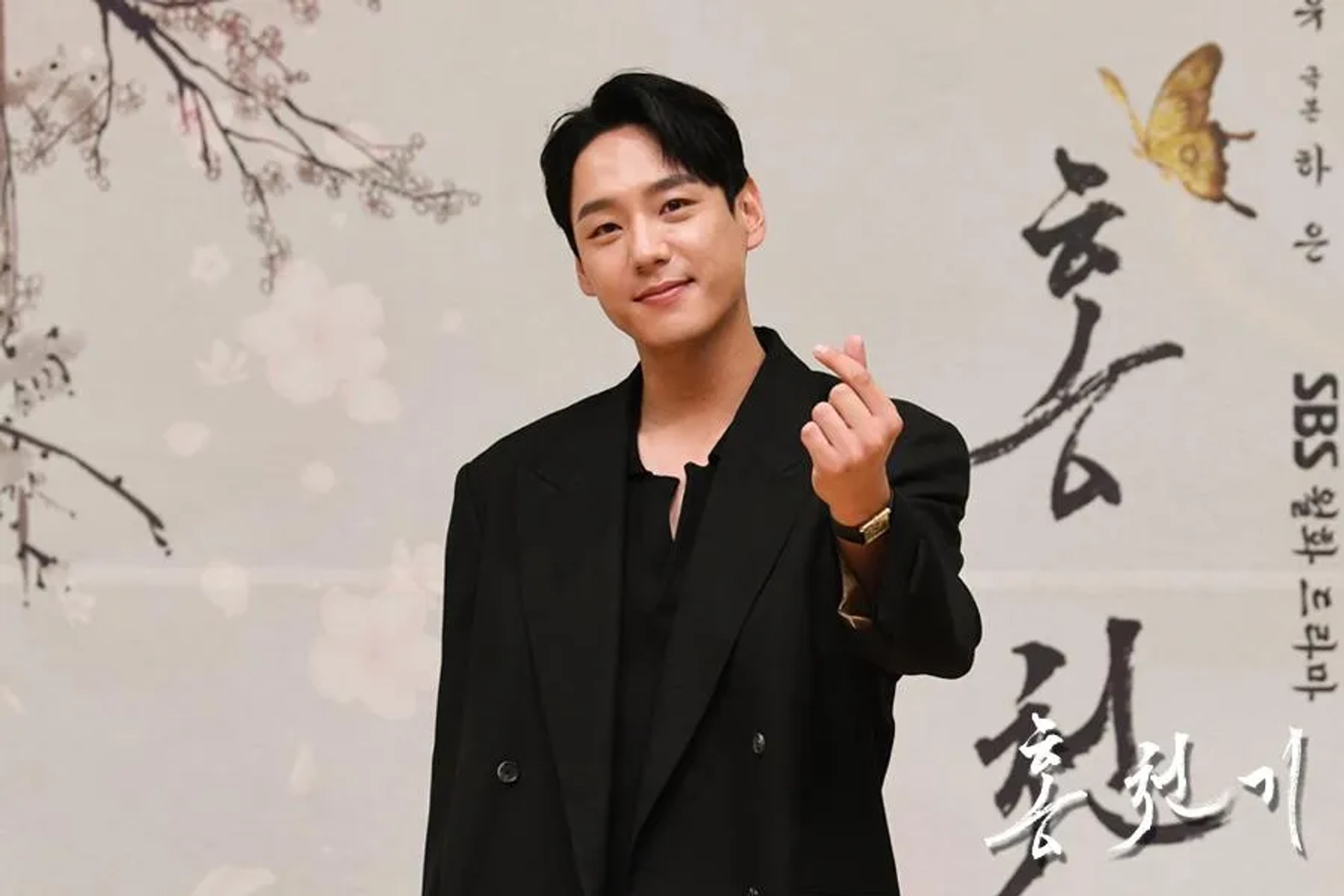 Kwak Si-yang at an event for Lovers of the Red Sky (2021)