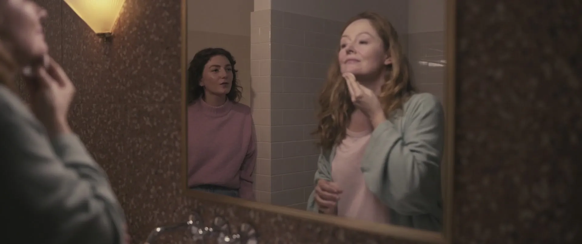 Miranda Otto and Alexandra Jensen in Talk to Me (2022)