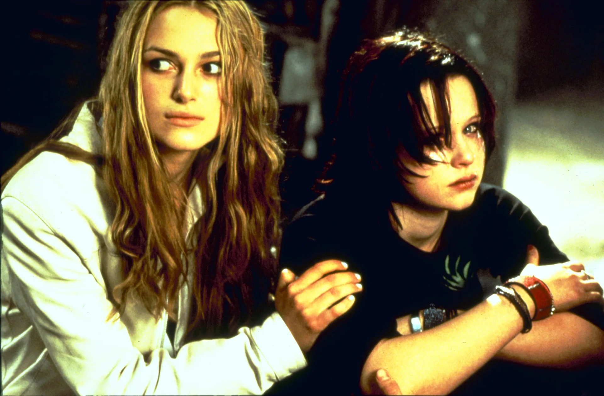 Thora Birch and Keira Knightley in The Hole (2001)