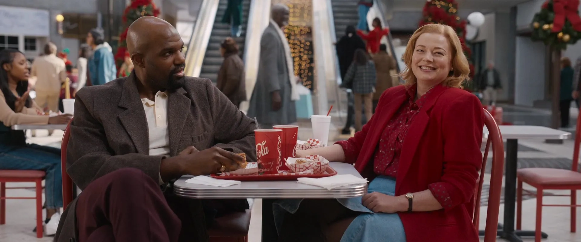 Sarah Snook and Carl Clemons-Hopkins in The Beanie Bubble (2023)