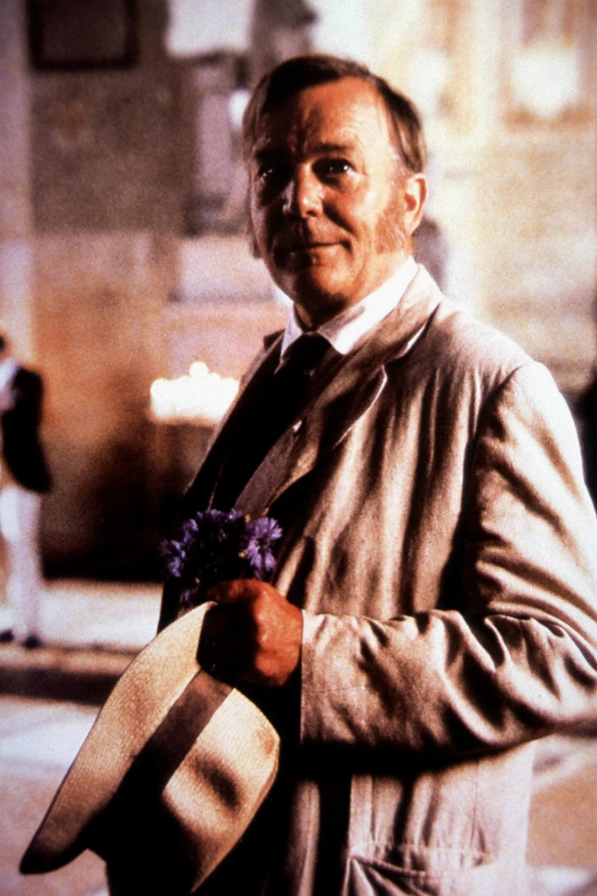 Denholm Elliott in A Room with a View (1985)