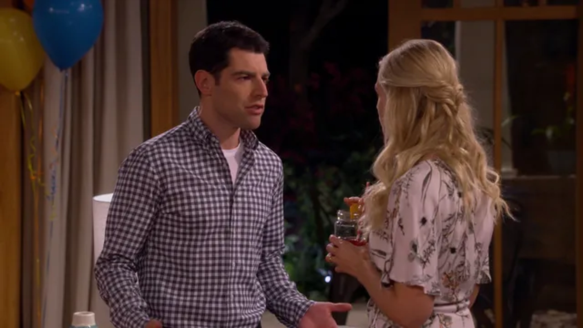 Max Greenfield and Beth Behrs in The Neighborhood (2018)