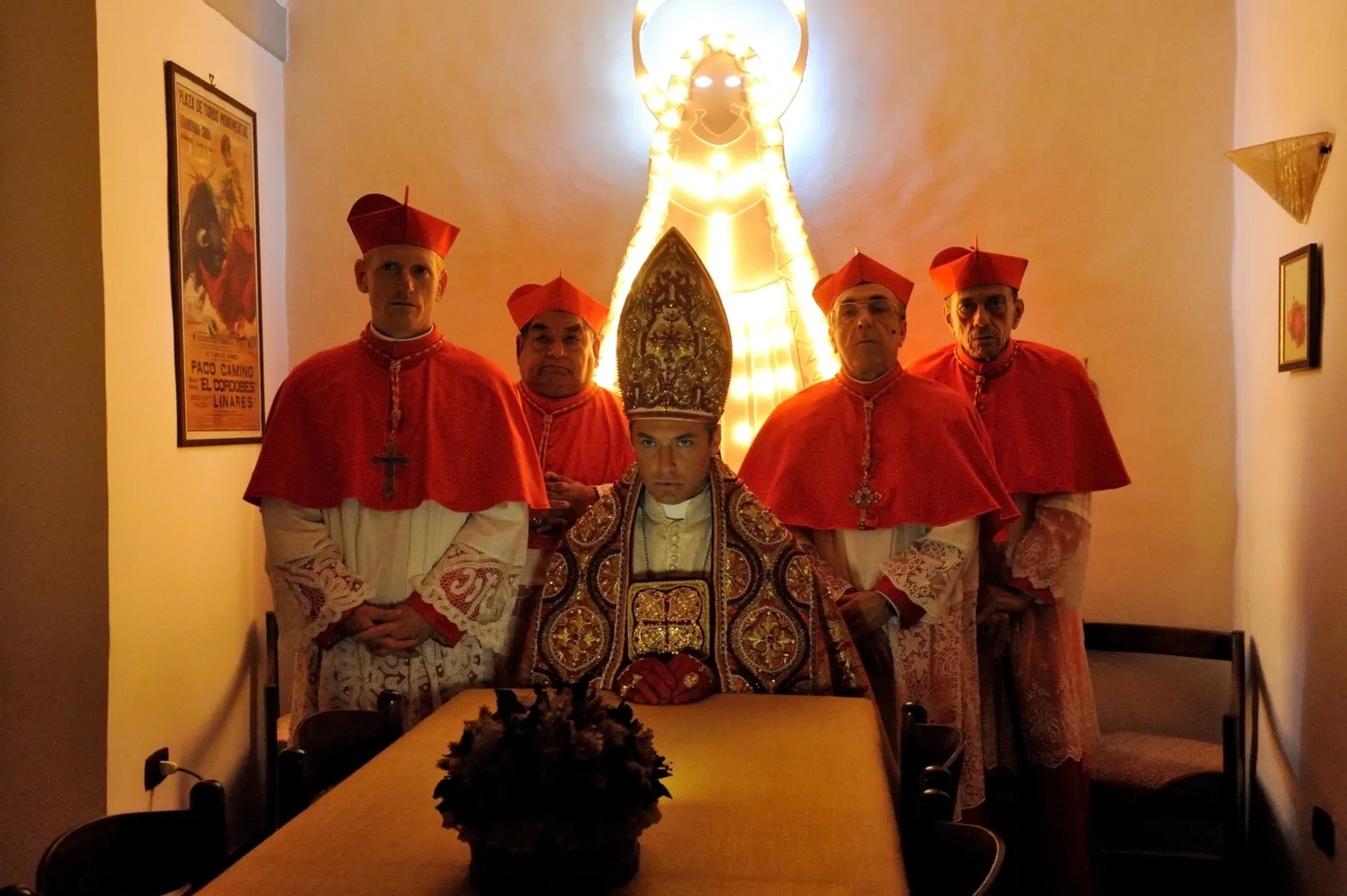 Jude Law, Toni Bertorelli, Ramón García, Silvio Orlando, and Scott Shepherd in The Young Pope (2016)