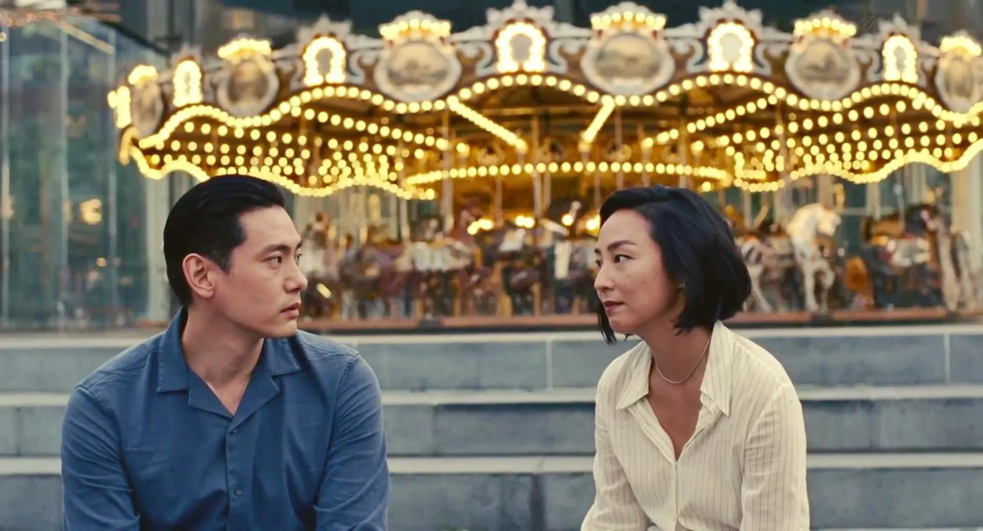 Teo Yoo and Greta Lee in Past Lives (2023)