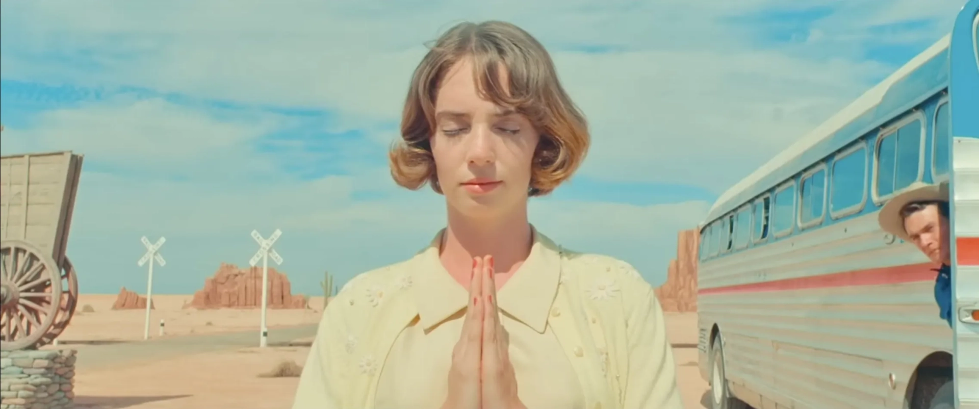 Maya Hawke and Rupert Friend in Asteroid City (2023)