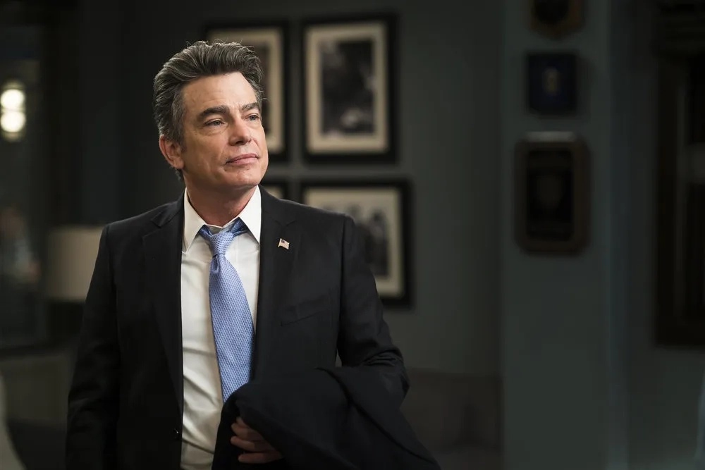 Peter Gallagher in Law & Order: Special Victims Unit (1999)