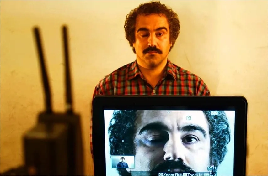Mohsen Tanabandeh in Capital (2011)