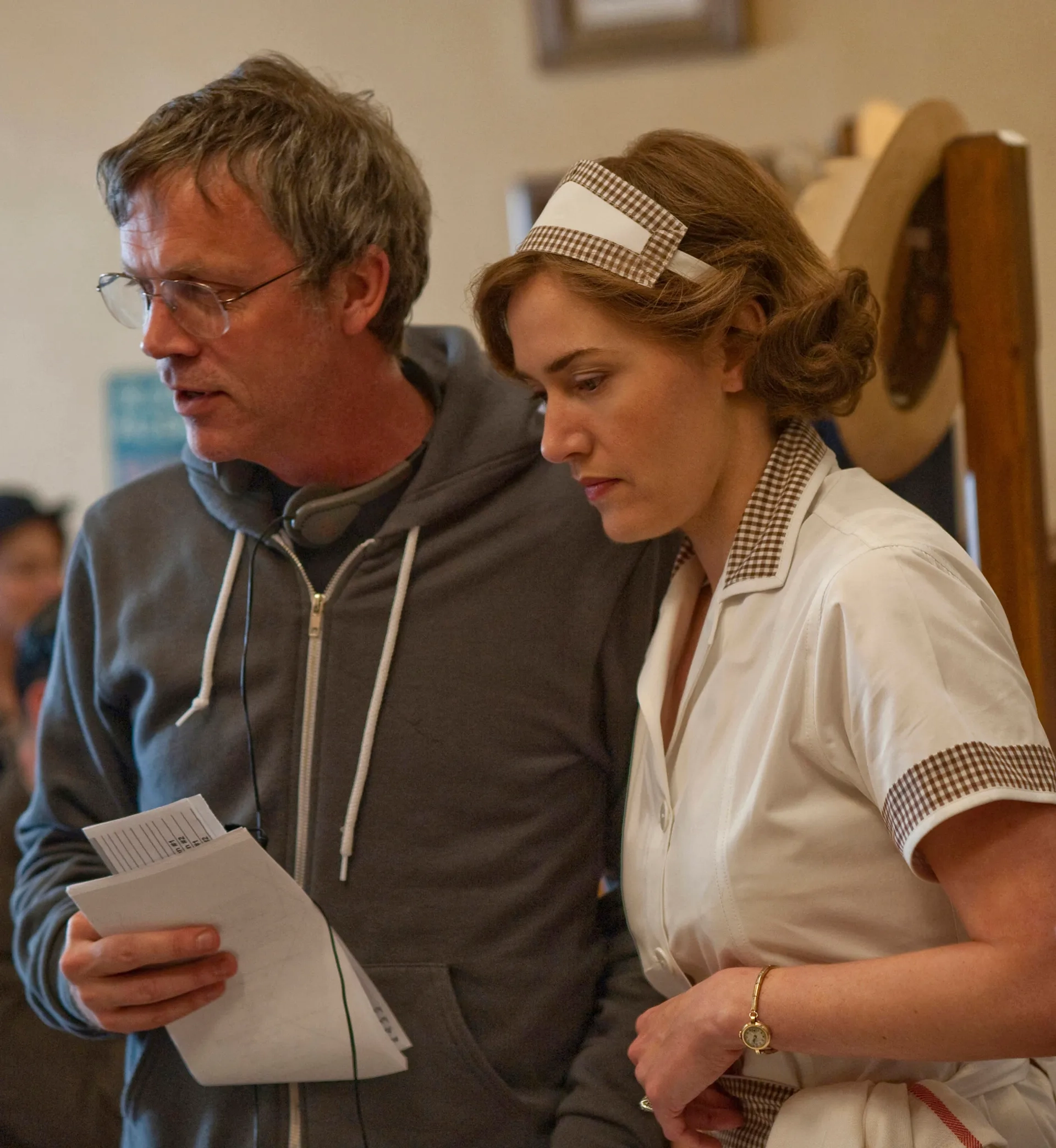 Kate Winslet and Todd Haynes in Mildred Pierce (2011)