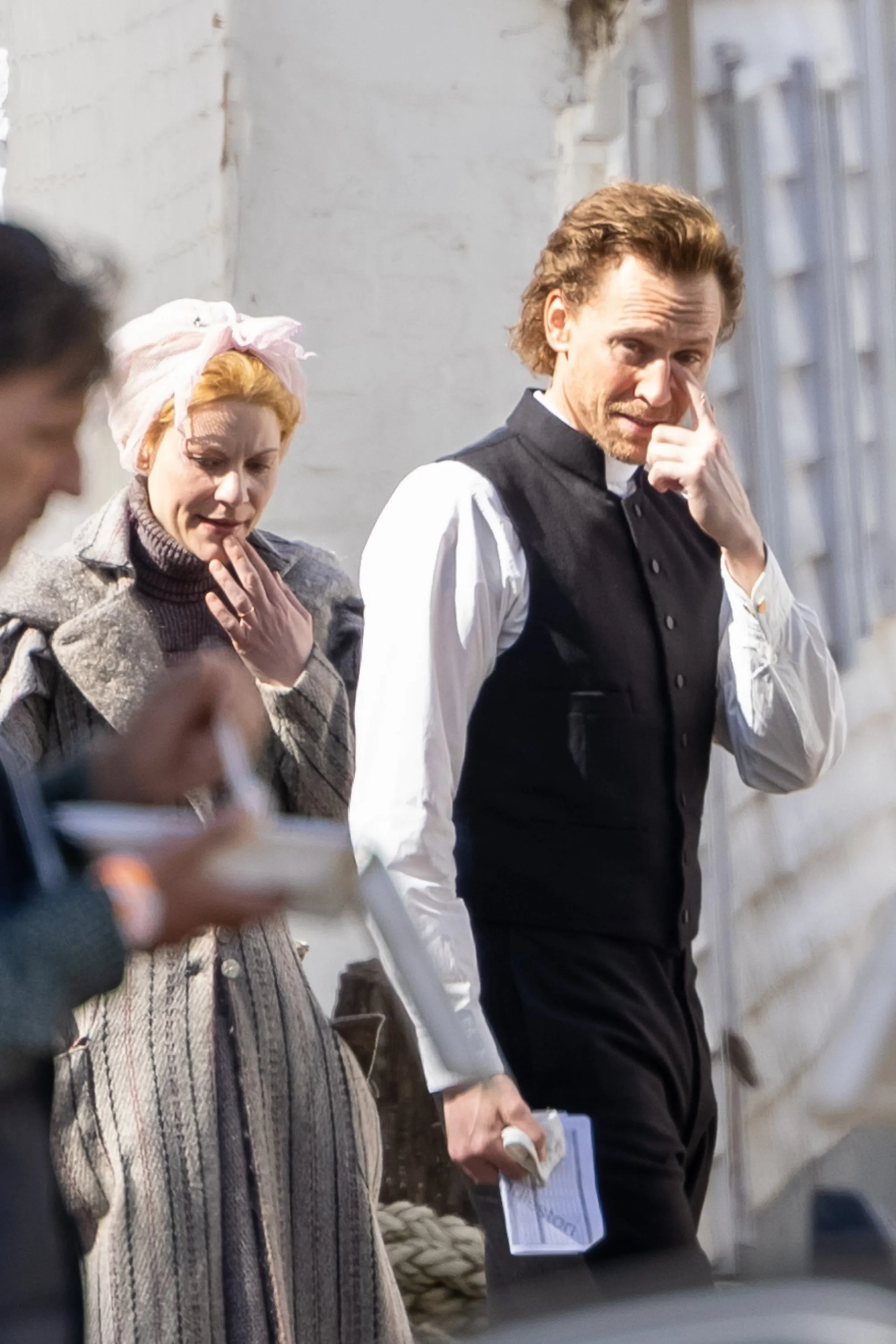 Claire Danes and Tom Hiddleston in The Essex Serpent (2022)