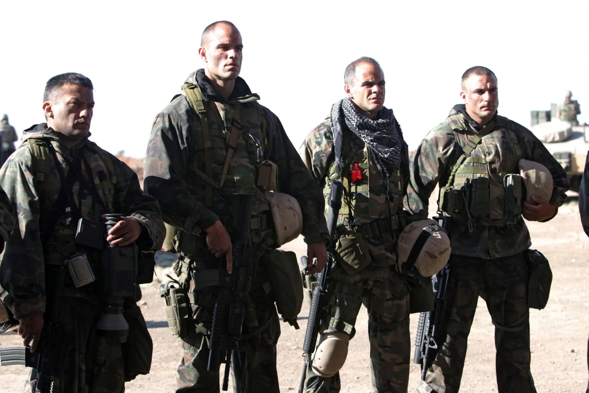 Still of David Barrera, Brian Patrick Wade, Michael Kelly and Eric Kocher in Generation Kill