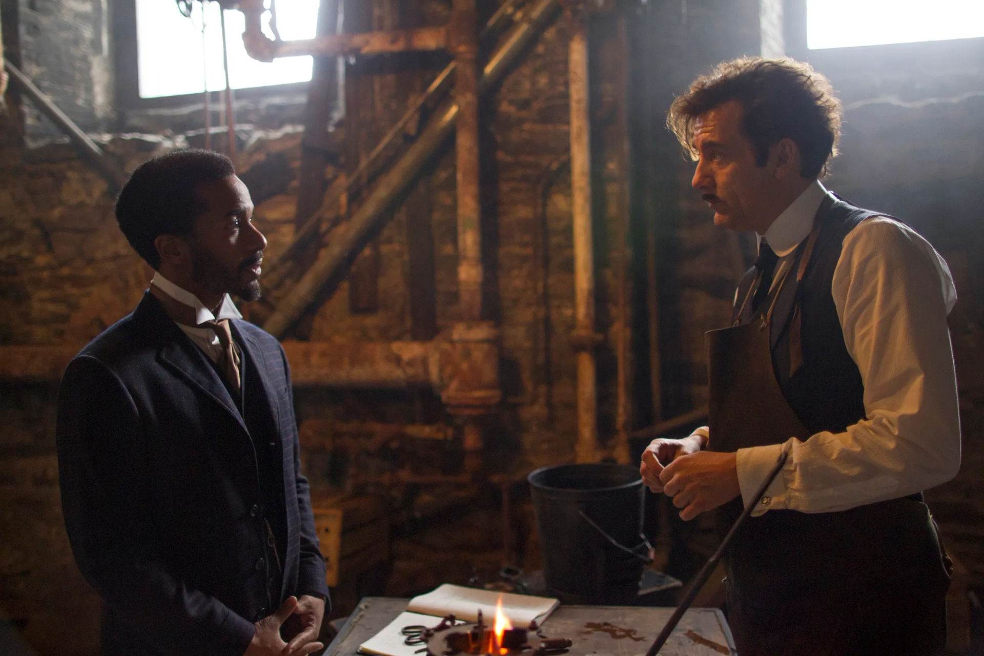 Clive Owen and André Holland in The Knick (2014)