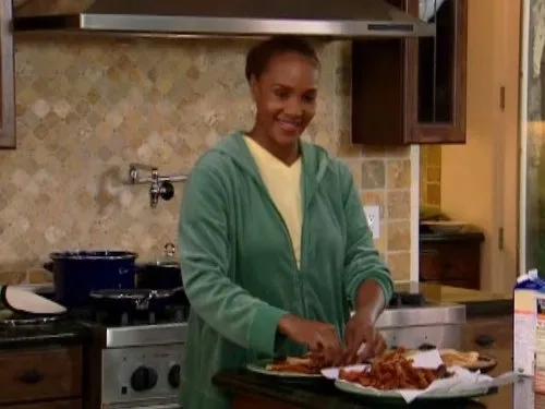 Vivica A. Fox in Curb Your Enthusiasm (2000)
