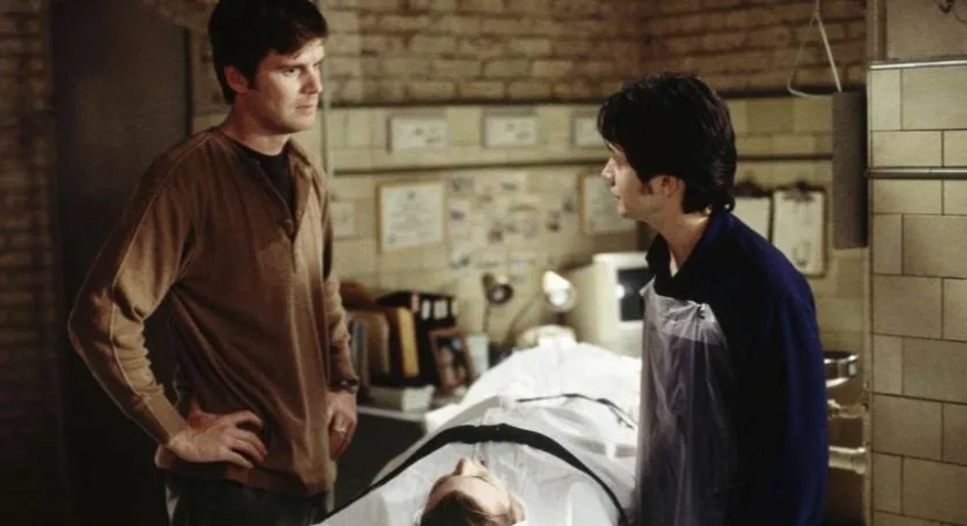 Freddy Rodríguez and Peter Krause in Six Feet Under (2001)