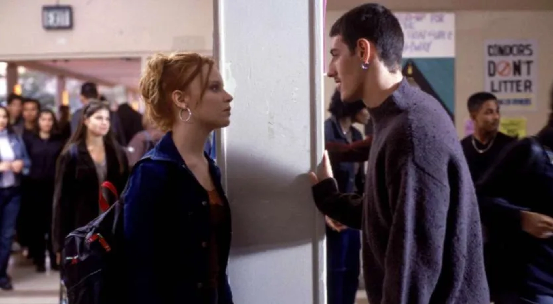 Lauren Ambrose and Eric Balfour in Six Feet Under (2001)