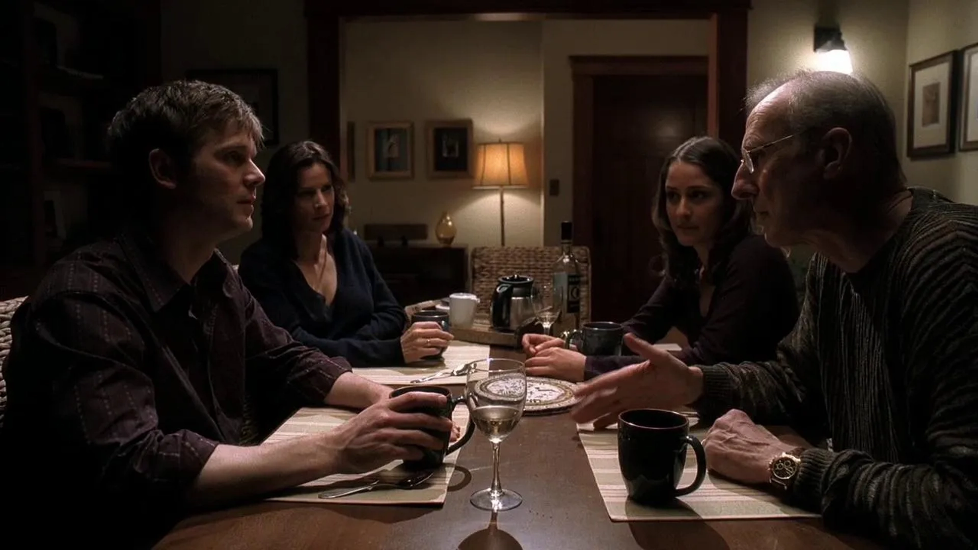 James Cromwell, Rachel Griffiths, Tina Holmes, and Peter Krause in Six Feet Under (2001)