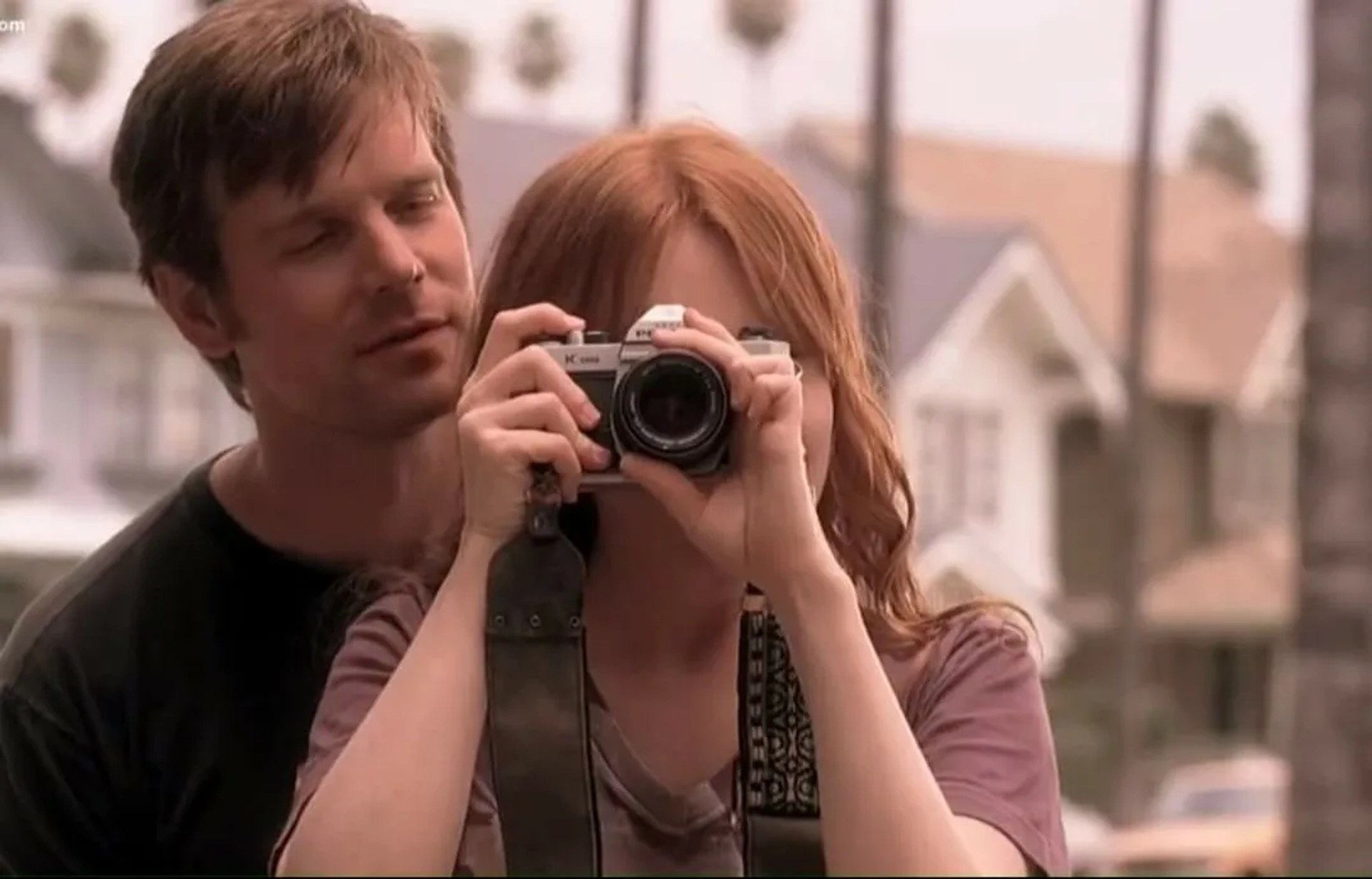 Lauren Ambrose and Peter Krause in Six Feet Under (2001)