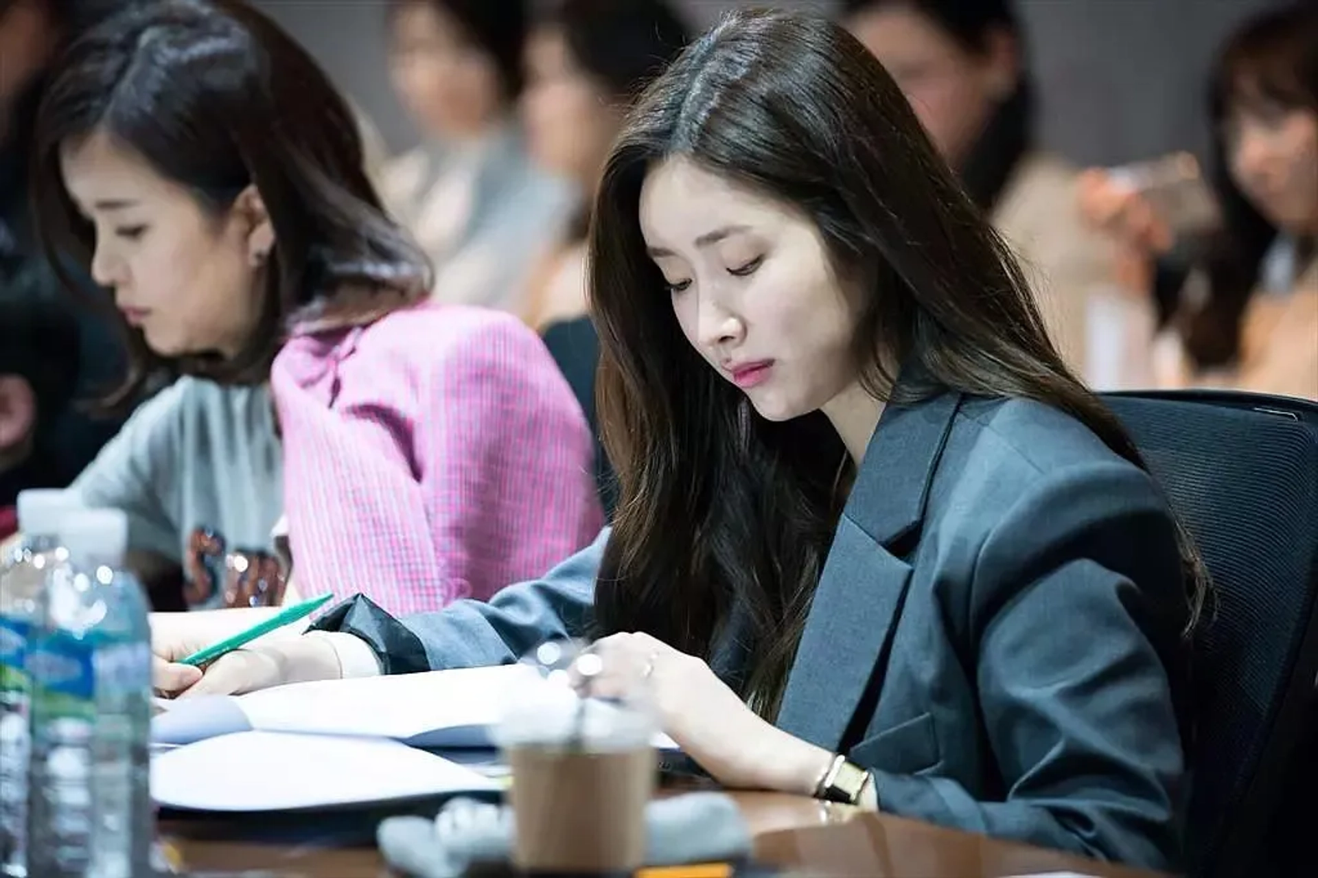 Jung Won Cha in Lawless Lawyer (2018)