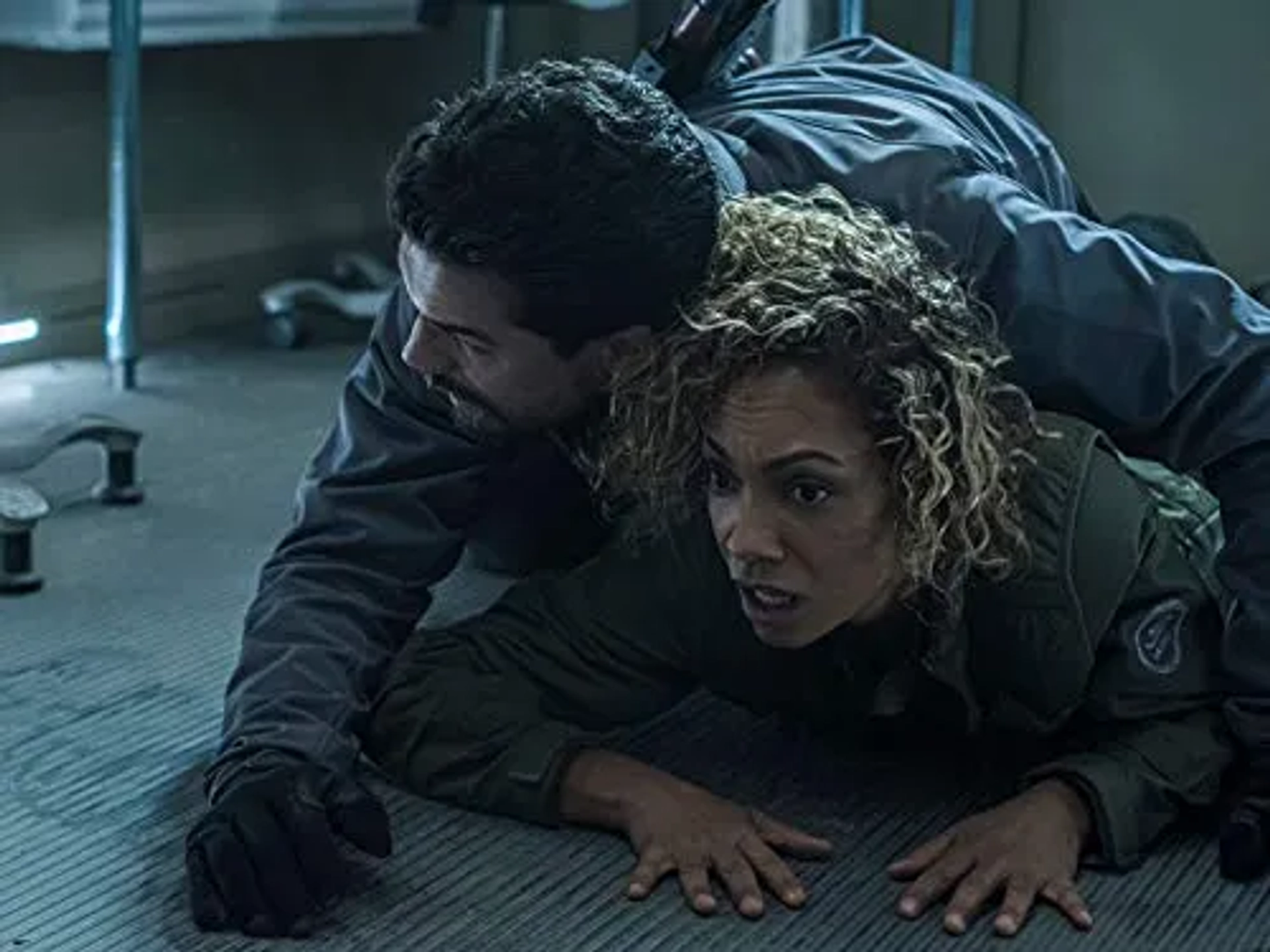 Steven Strait and Lyndie Greenwood in The Expanse (2015)